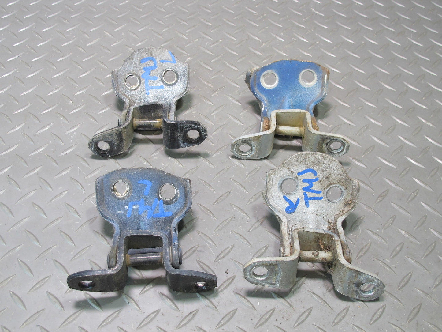 85-89 Toyota MR2 AW15 Set of 4 Left & Right Door Upper & Lower Hinge OEM