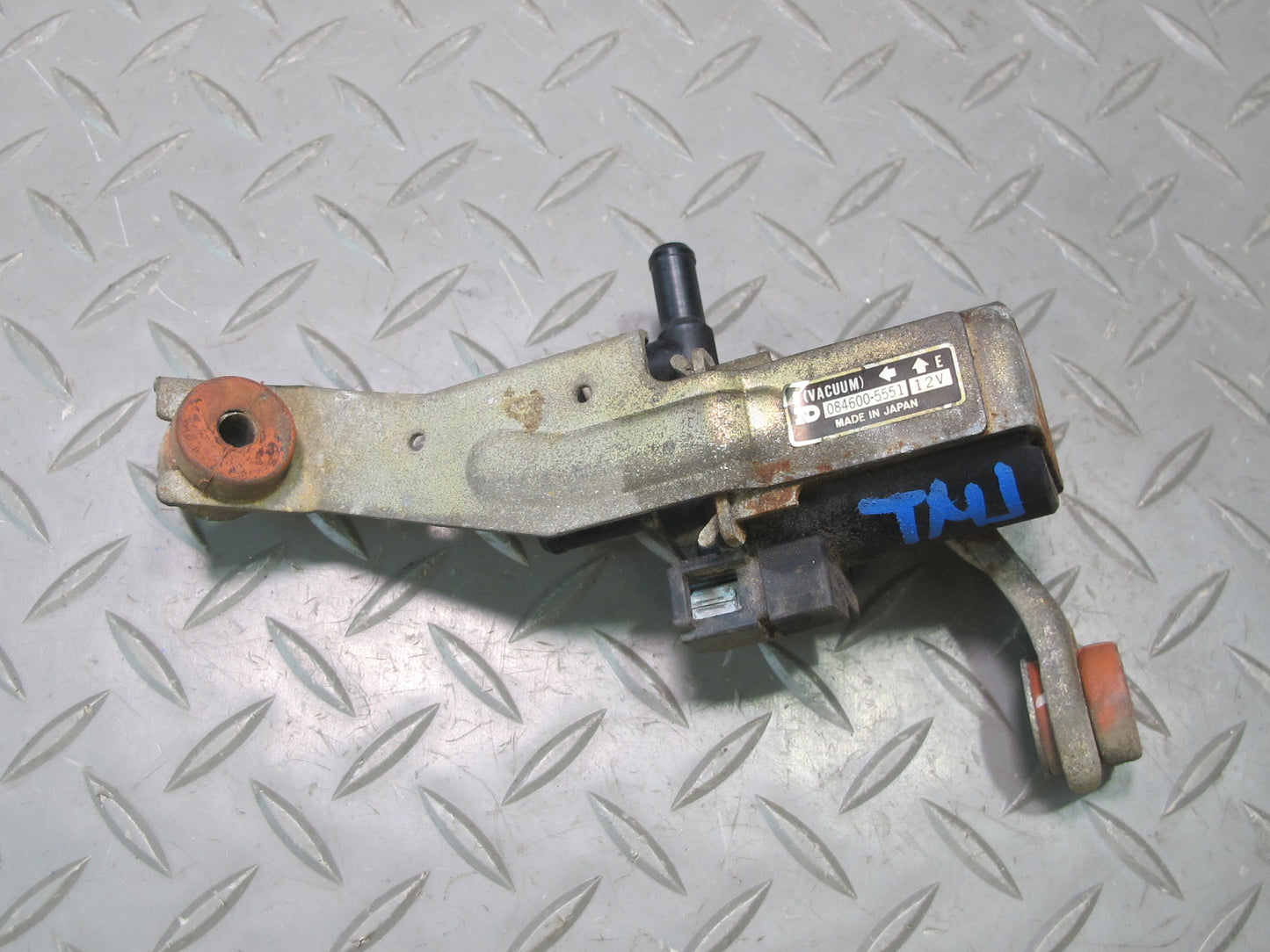 85-89 Toyota MR2 AW15 4AGELC NA Vacuum Switching Solenoid 084600-5551 OEM