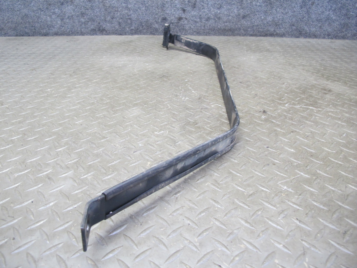 1998-2007 Lexus UZJ100L LX470 Fuel Tank Mount Straps Set of 2