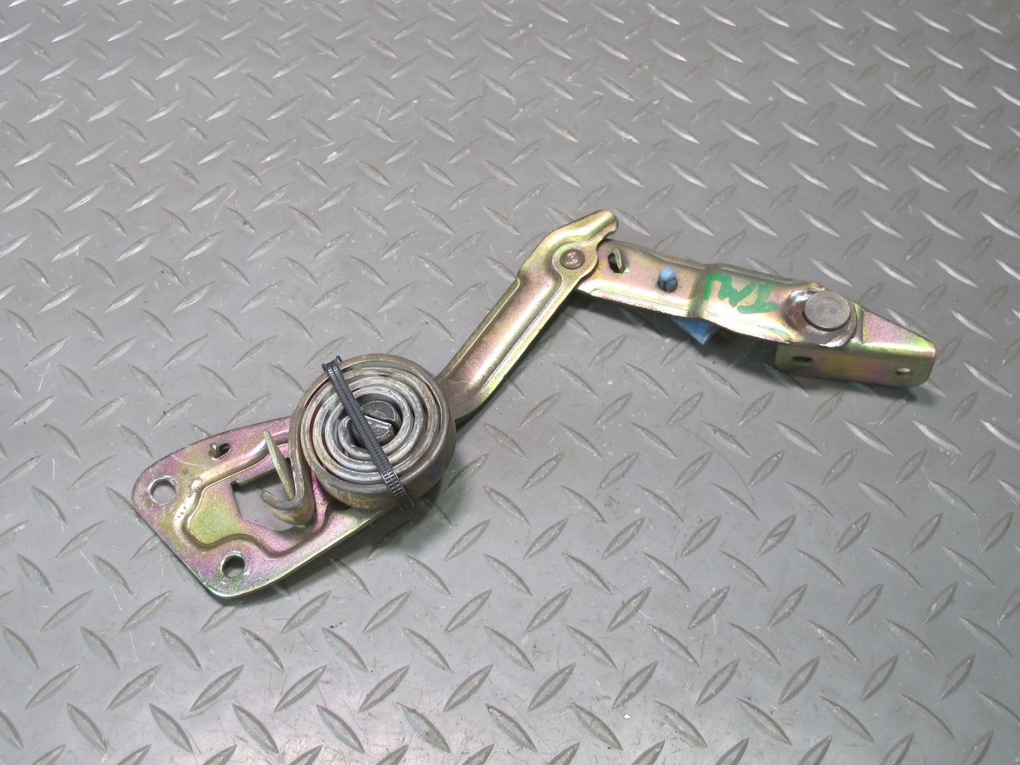 85-89 Toyota MR2 AW15 Rear Trunk Lid Left & Right Hinge Support Set OEM