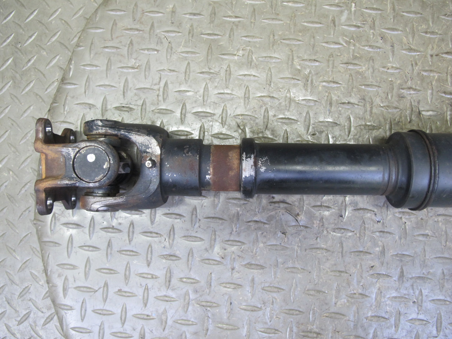 2003-2007 Lexus UZJ100L LX470 AWD Rear Driveshaft Drive Shaft