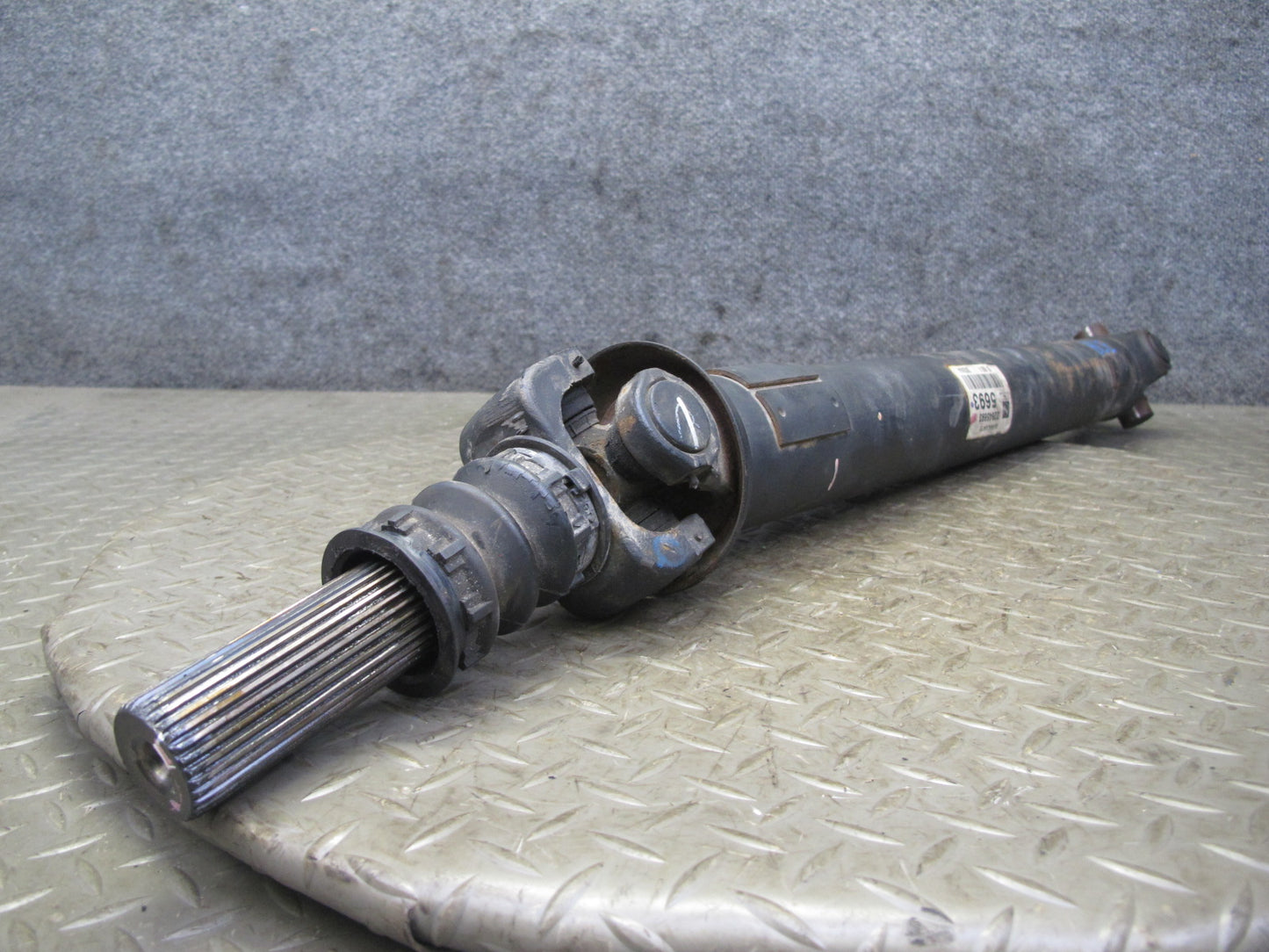 2007-2014 Cadillac Escalade AWD Front Drive Shaft Driveshaft 22845693