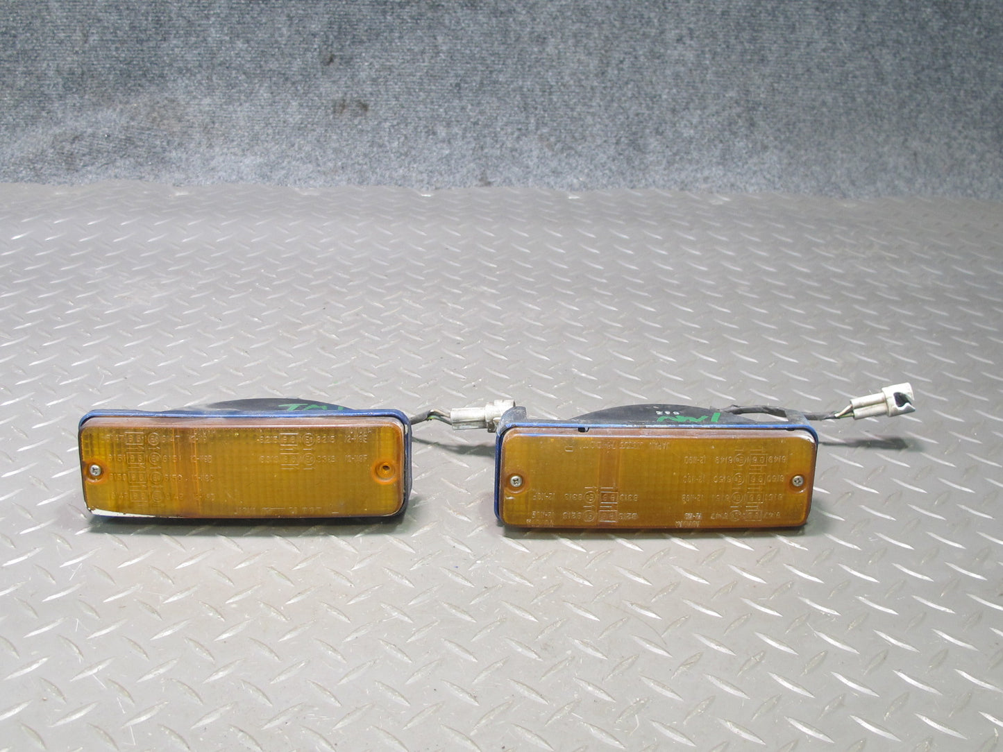 87-89 Toyota MR2 AW15 Front Bumper Left & Right Turn Signal Light Lamp Set OEM