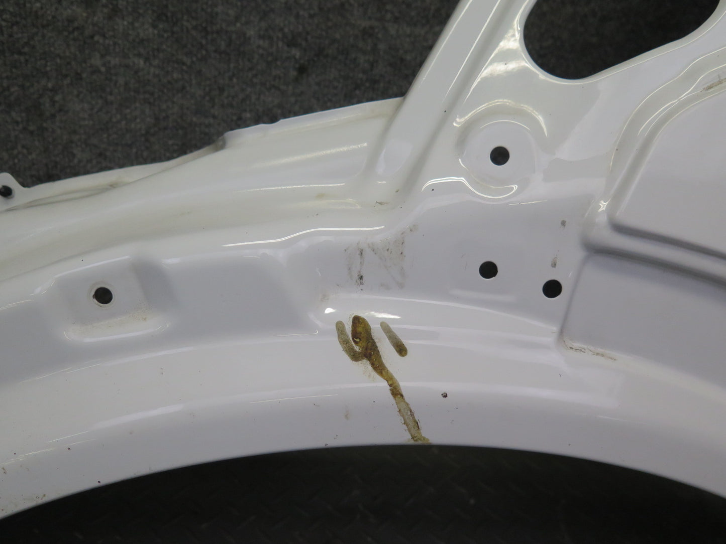 11-15 Mini Cooper R60 R61 Front Left Fender Shell Cover Panel Light White OEM