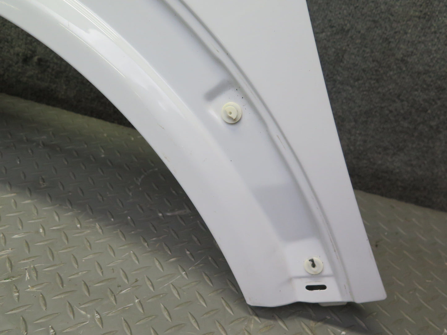 11-15 Mini Cooper R60 R61 Front Left Fender Shell Cover Panel Light White OEM