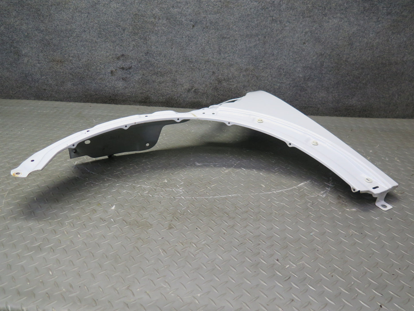 11-15 Mini Cooper R60 R61 Front Left Fender Shell Cover Panel Light White OEM