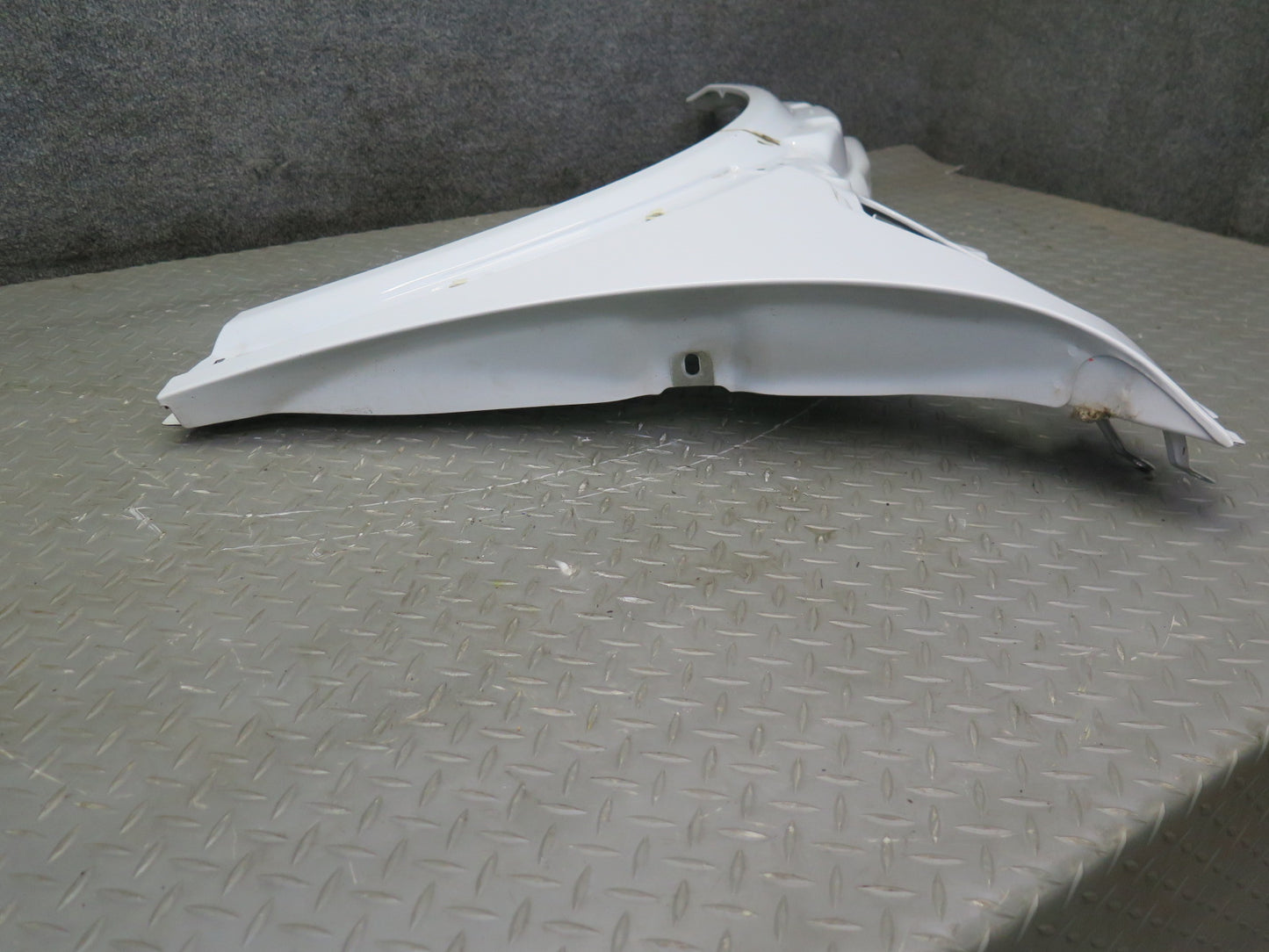 11-15 Mini Cooper R60 R61 Front Left Fender Shell Cover Panel Light White OEM