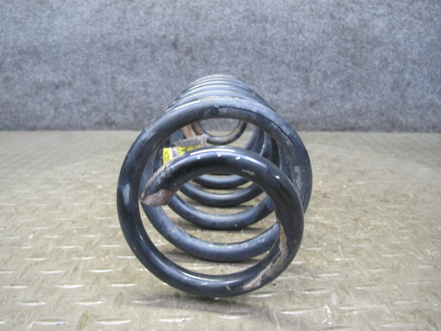 2007-2014 Cadillac Escalade AWD Rear Left & Right Coil Spring Set of 2