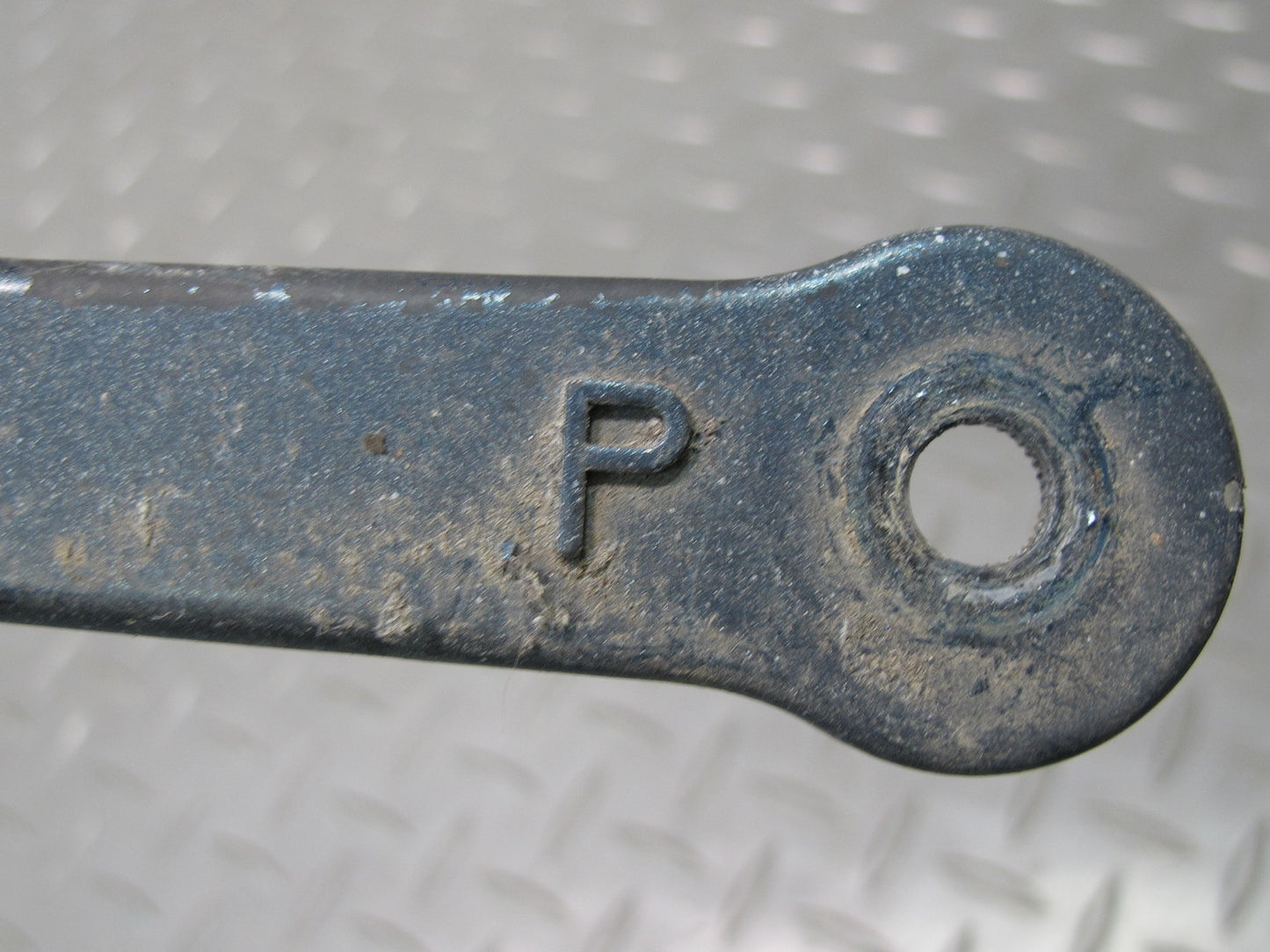 85-89 Toyota MR2 AW15 Set of 2 Front Left & Right Windshield Wiper Arm OEM