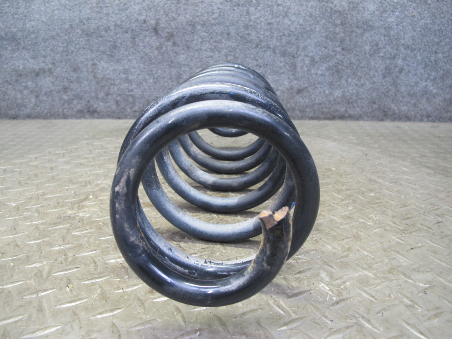 2007-2014 Cadillac Escalade AWD Rear Left & Right Coil Spring Set of 2