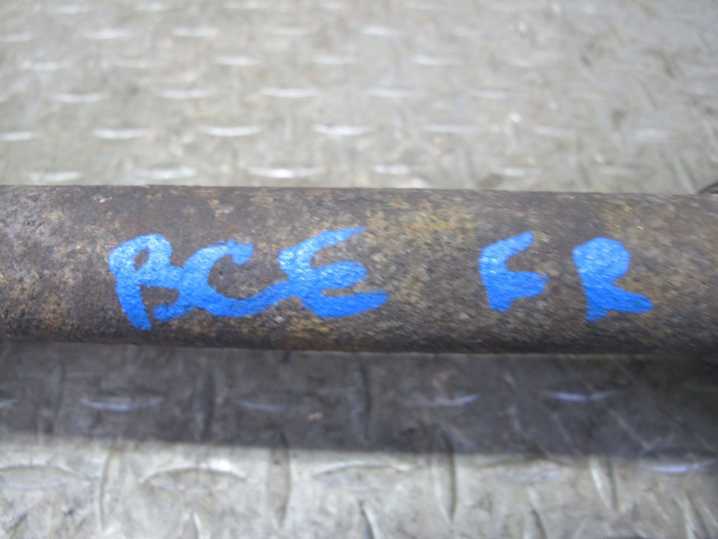 2007-2014 Cadillac Escalade AWD Front Right Suspension Axle Shaft OEM