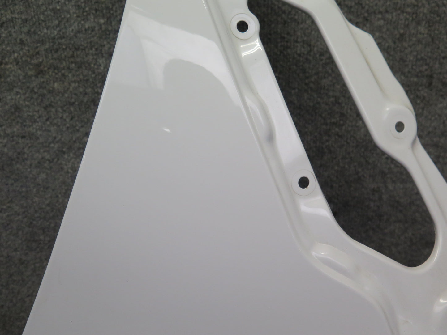 11-15 Mini Cooper R60 R61 Front Right Fender Shell Cover Panel Light White OEM