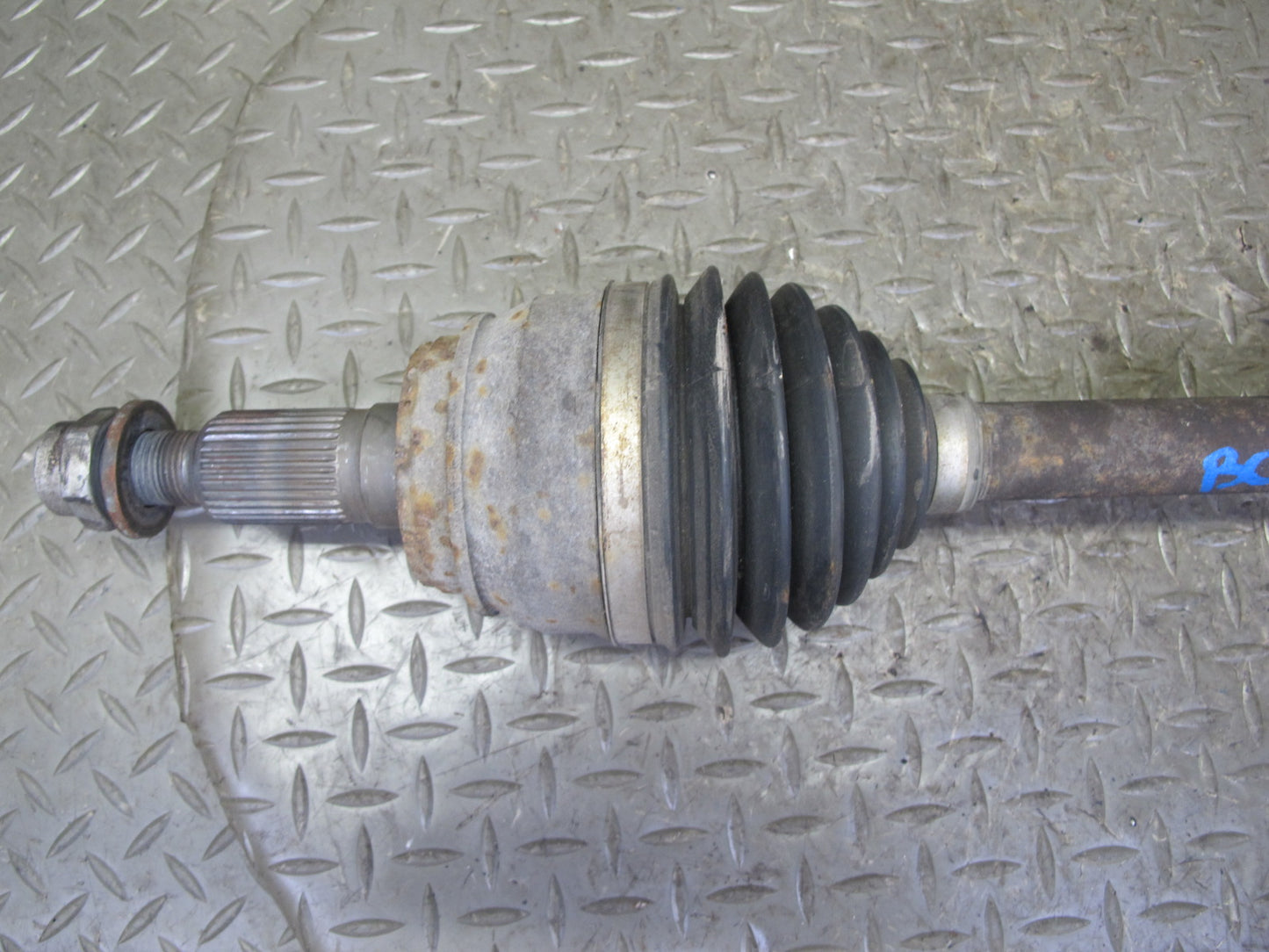 2007-2014 Cadillac Escalade AWD Front Right Suspension Axle Shaft OEM