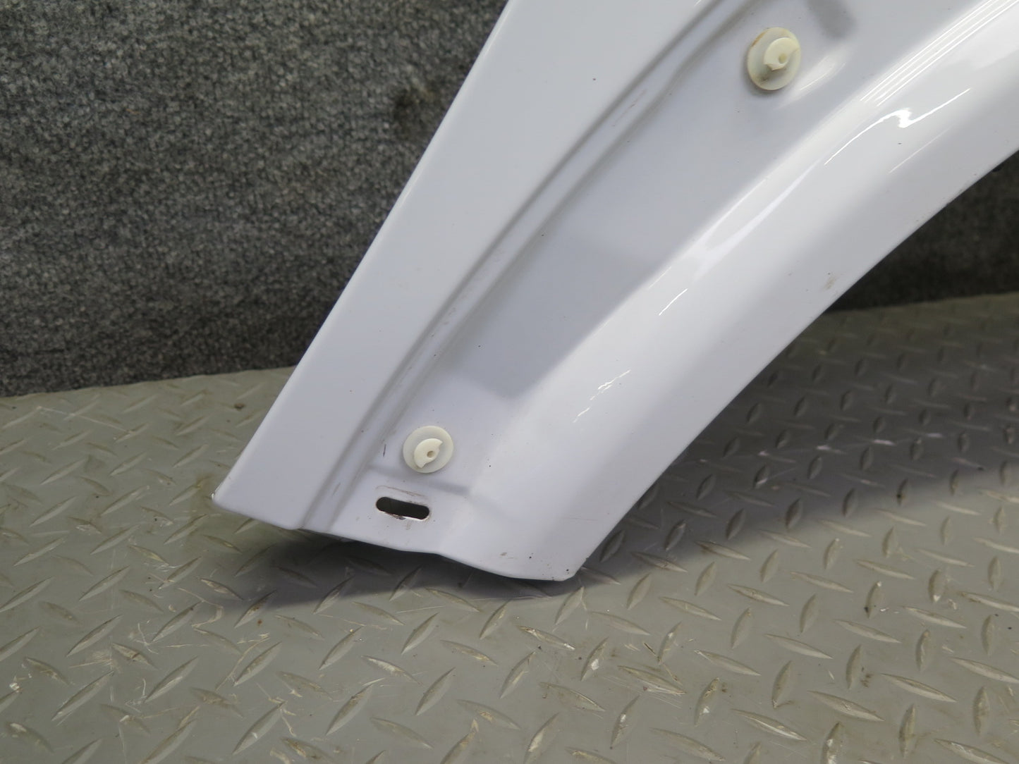 11-15 Mini Cooper R60 R61 Front Right Fender Shell Cover Panel Light White OEM