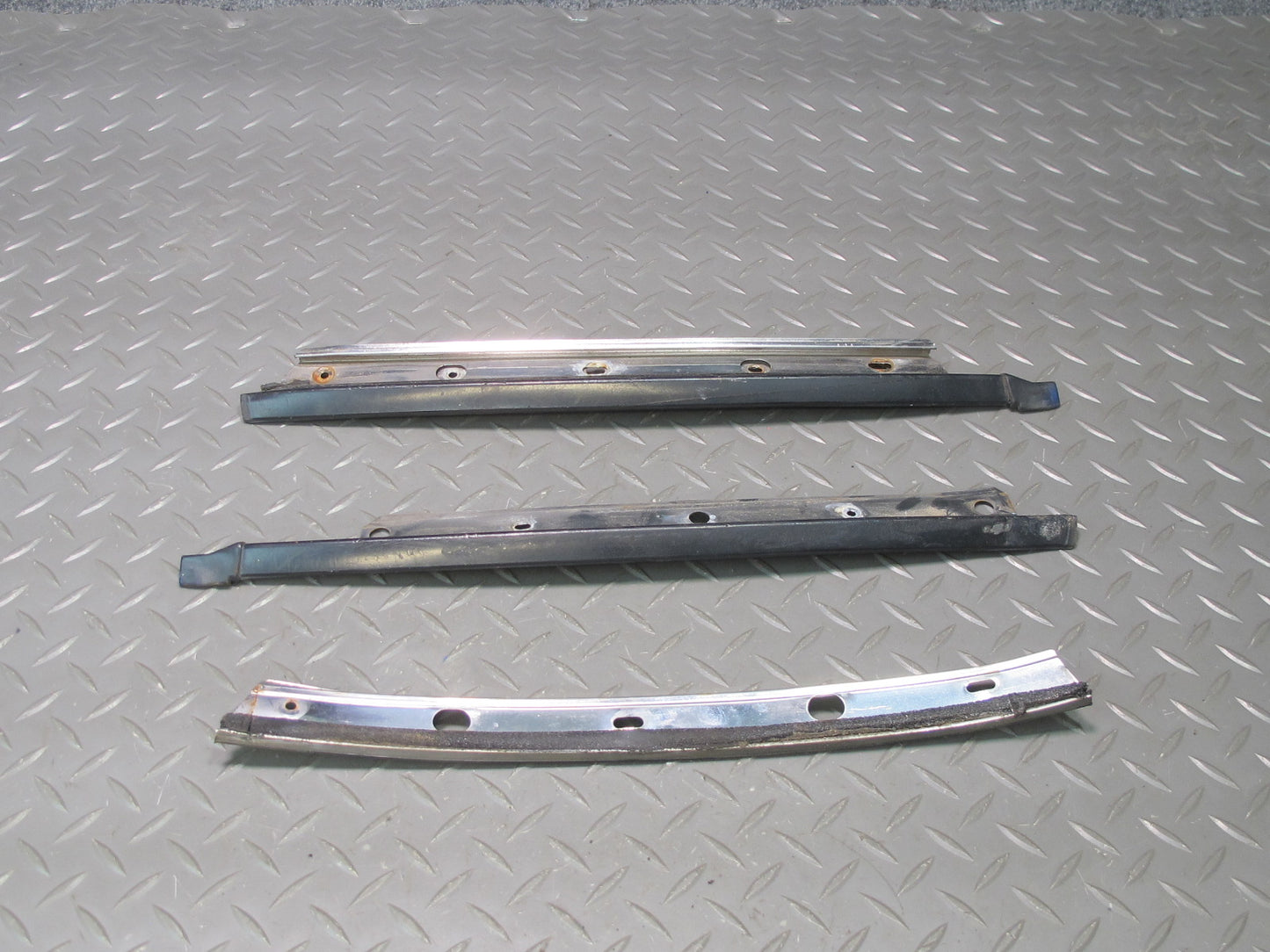 85-89 Toyota MR2 AW15 Left & Right B Pillar Quarter Window Trim Molding Set OEM