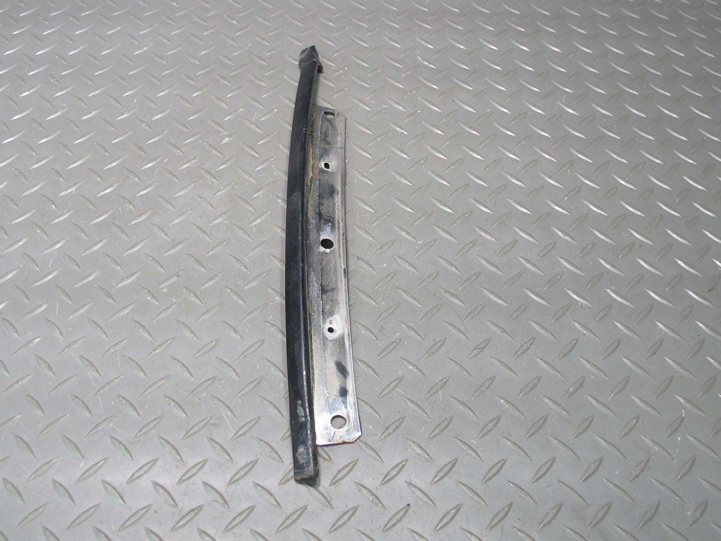 85-89 Toyota MR2 AW15 Left & Right B Pillar Quarter Window Trim Molding Set OEM