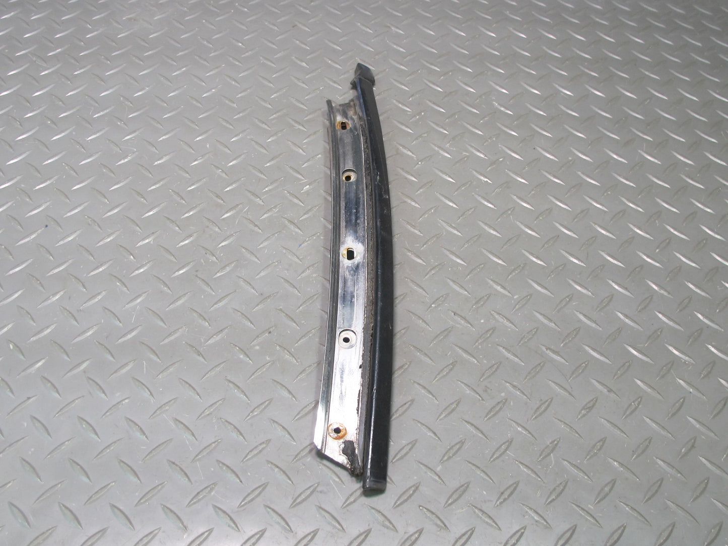 85-89 Toyota MR2 AW15 Left & Right B Pillar Quarter Window Trim Molding Set OEM