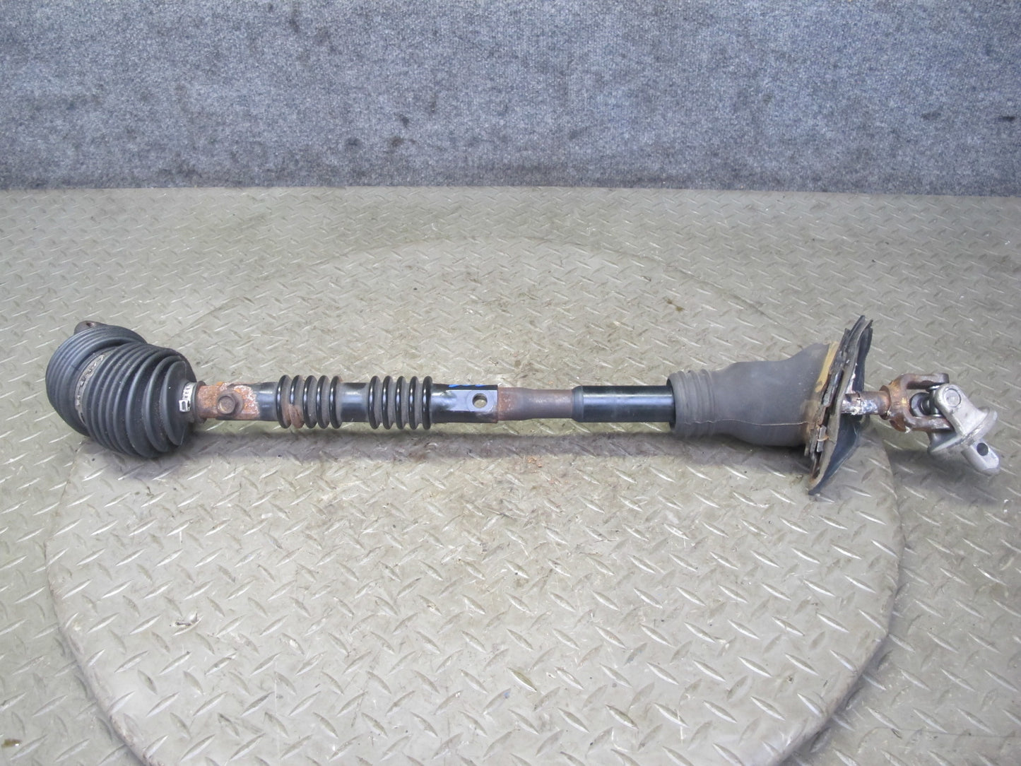 2007-2014 Cadillac Escalade Steering Column U Joint Linkage Shaft