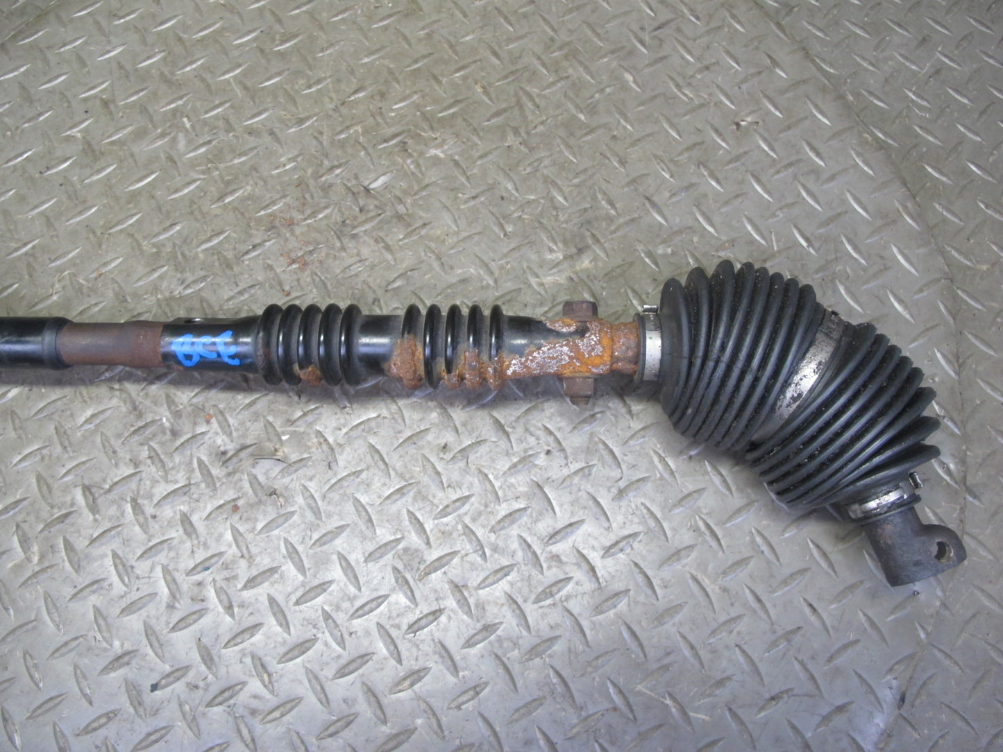 2007-2014 Cadillac Escalade Steering Column U Joint Linkage Shaft