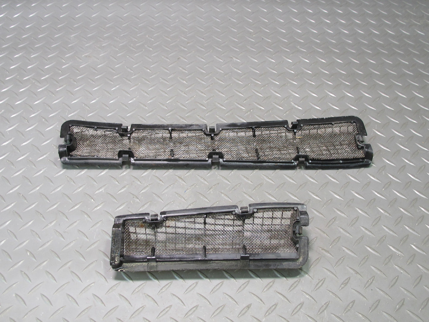 85-89 Toyota MR2 AW15 Set of 2 Front Windshield Cowl Vent Grille Cover OEM
