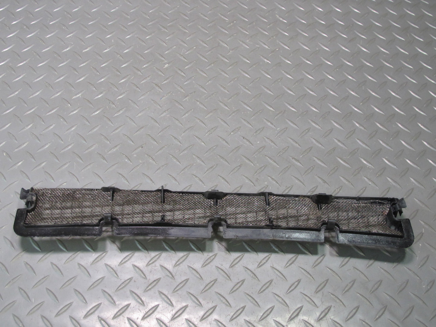 85-89 Toyota MR2 AW15 Set of 2 Front Windshield Cowl Vent Grille Cover OEM