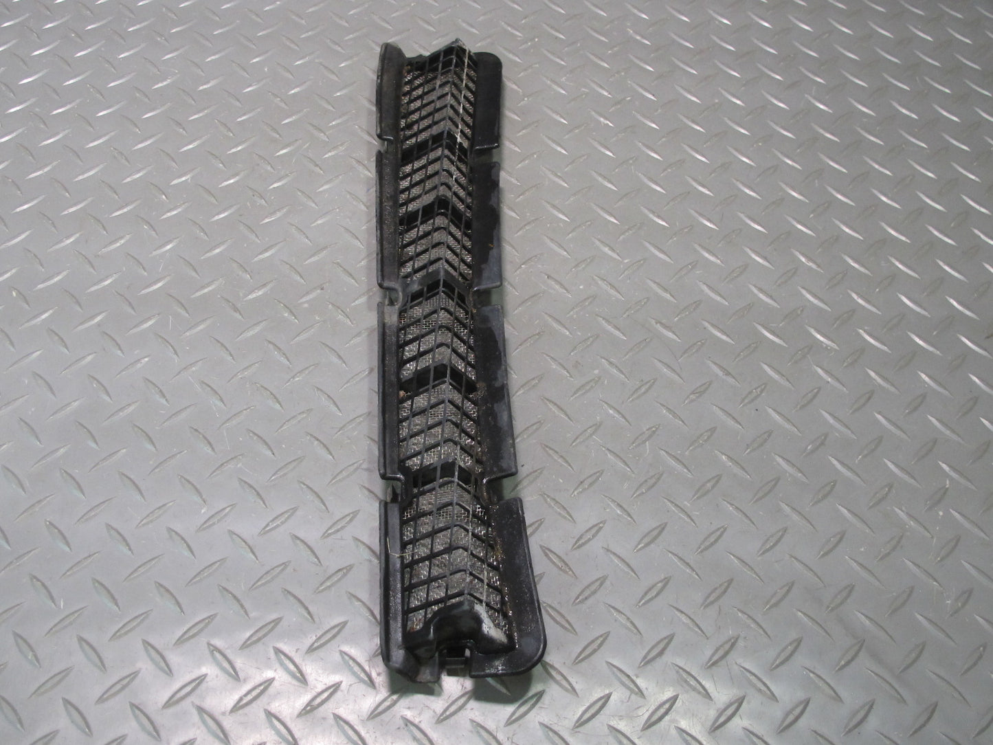 85-89 Toyota MR2 AW15 Set of 2 Front Windshield Cowl Vent Grille Cover OEM