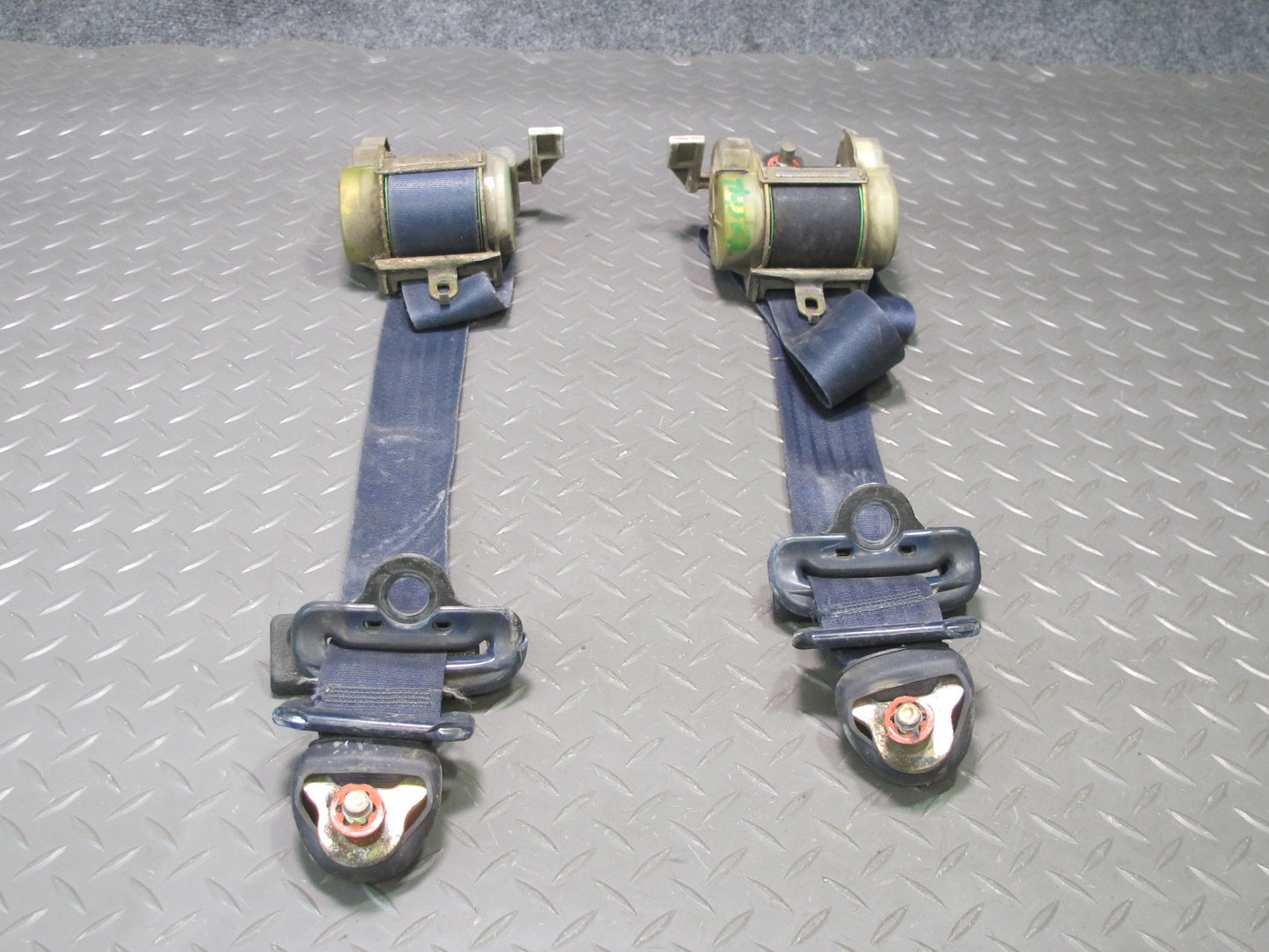 1988 Toyota MR2 T-bar Front Right Left Seat Belt Retractor Blue OEM