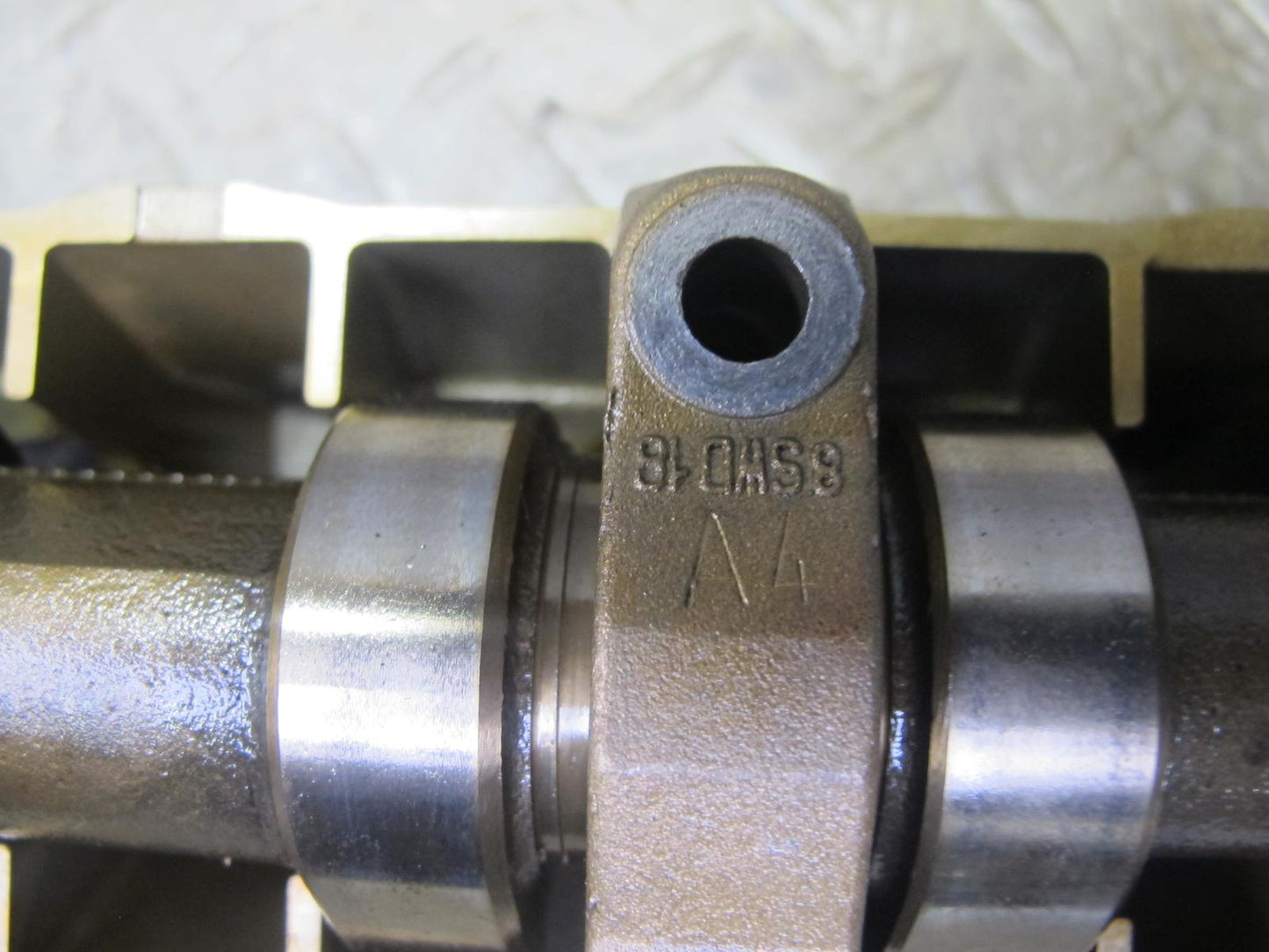 01-06 BMW E46 325CI 330CI M54 M56 RWD Engine Exhaust Camshaft w Bearing 104K OEM