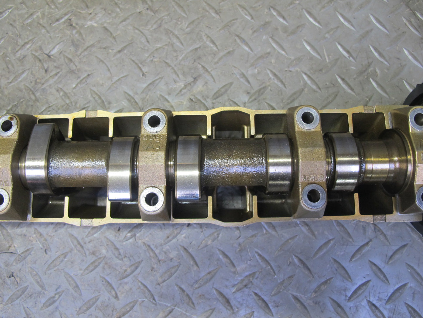 01-06 BMW E46 325CI 330CI M54 M56 RWD Engine Exhaust Camshaft w Bearing 104K OEM