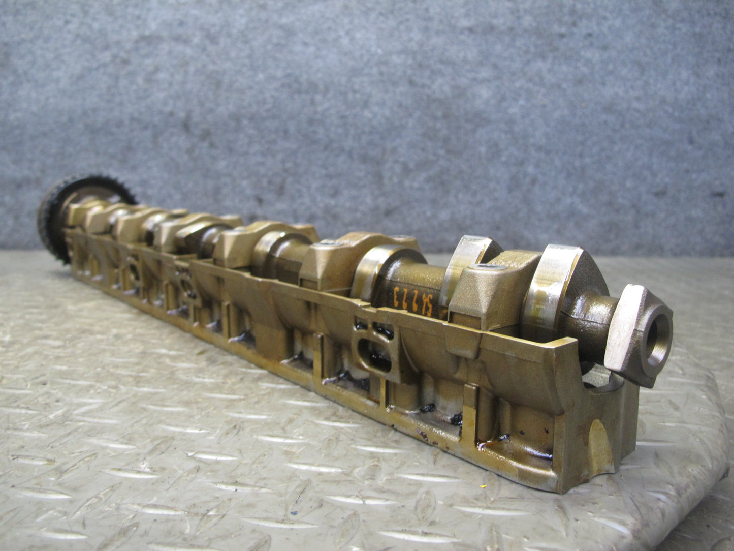 01-06 BMW E46 325CI 330CI M54 M56 RWD Engine Exhaust Camshaft w Bearing 104K OEM