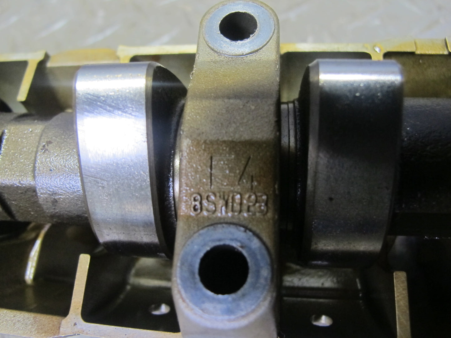 01-06 BMW E46 330CI M54 RWD Engine Inlet Camshaft w Bearing & Cover 104K OEM