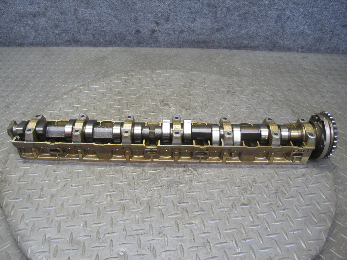 01-06 BMW E46 330CI M54 RWD Engine Inlet Camshaft w Bearing & Cover 104K OEM