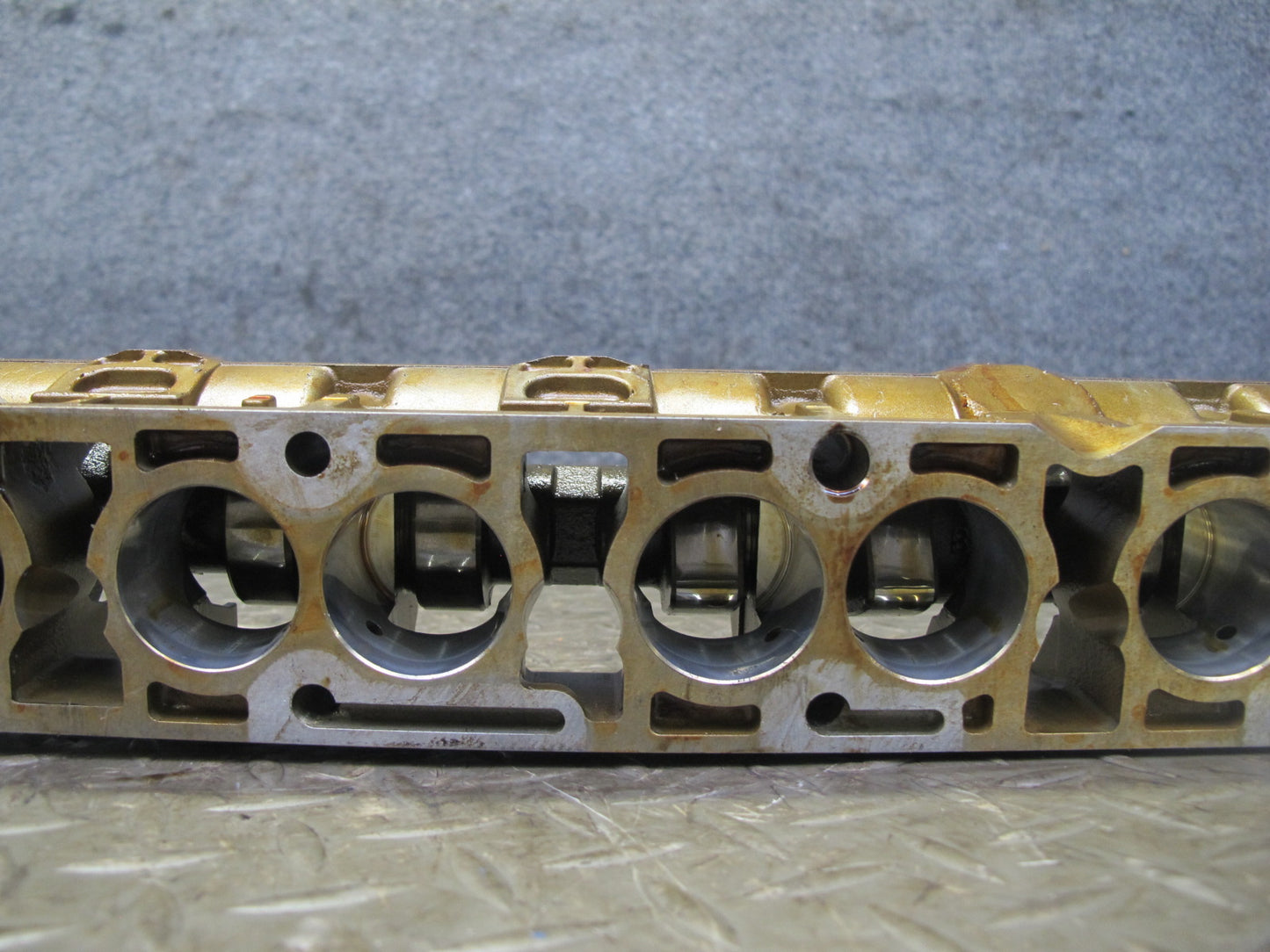 01-06 BMW E46 330CI M54 RWD Engine Inlet Camshaft w Bearing & Cover 104K OEM