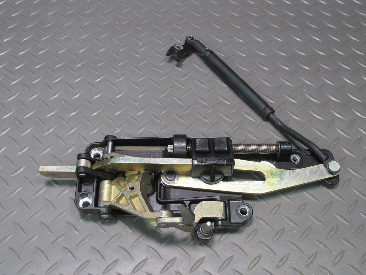 01-06 BMW E46 330ci Convertible T Left & Righ Soft TOP Roof Lock Latch Set OEM