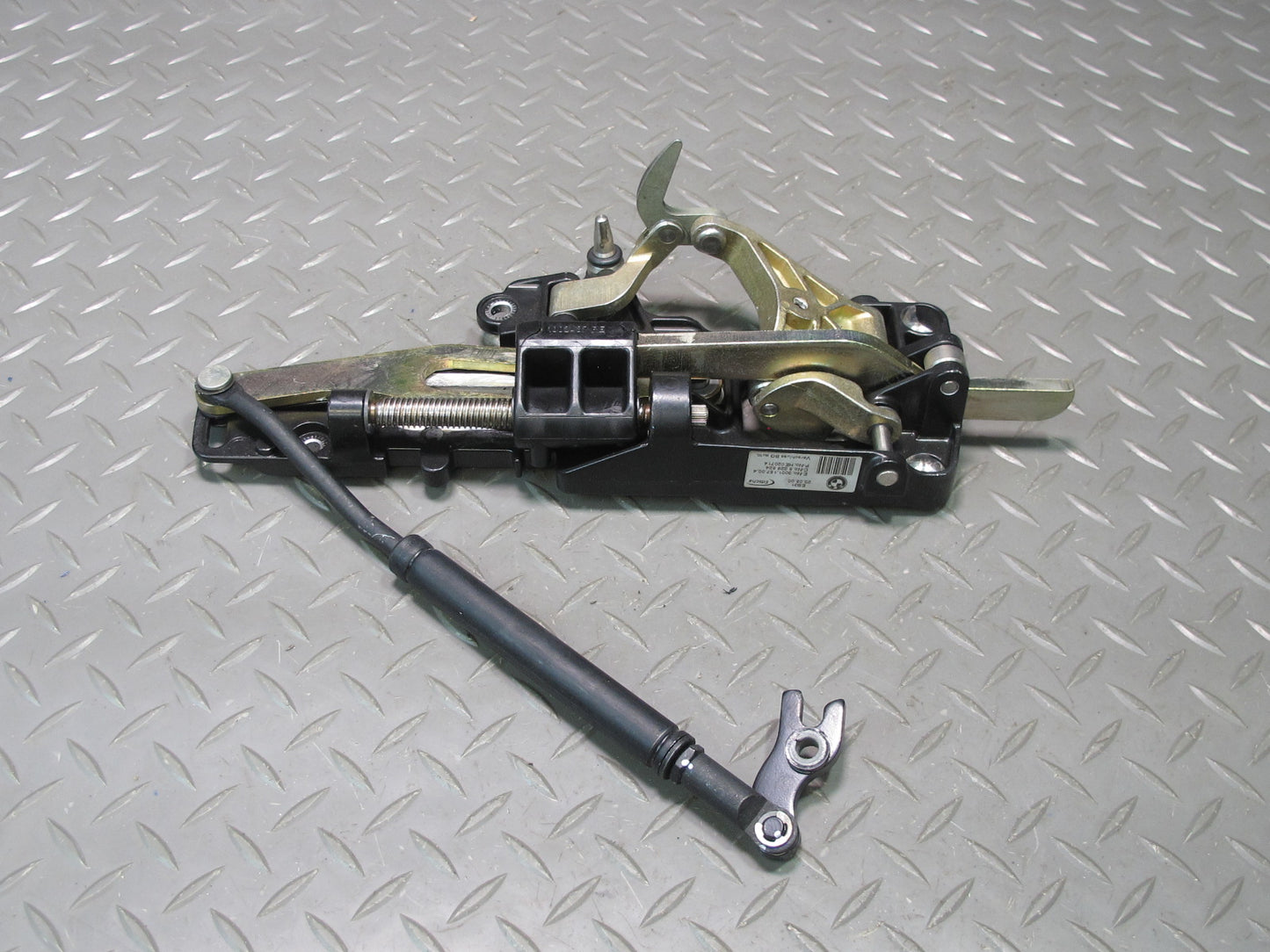 01-06 BMW E46 330ci Convertible T Left & Righ Soft TOP Roof Lock Latch Set OEM
