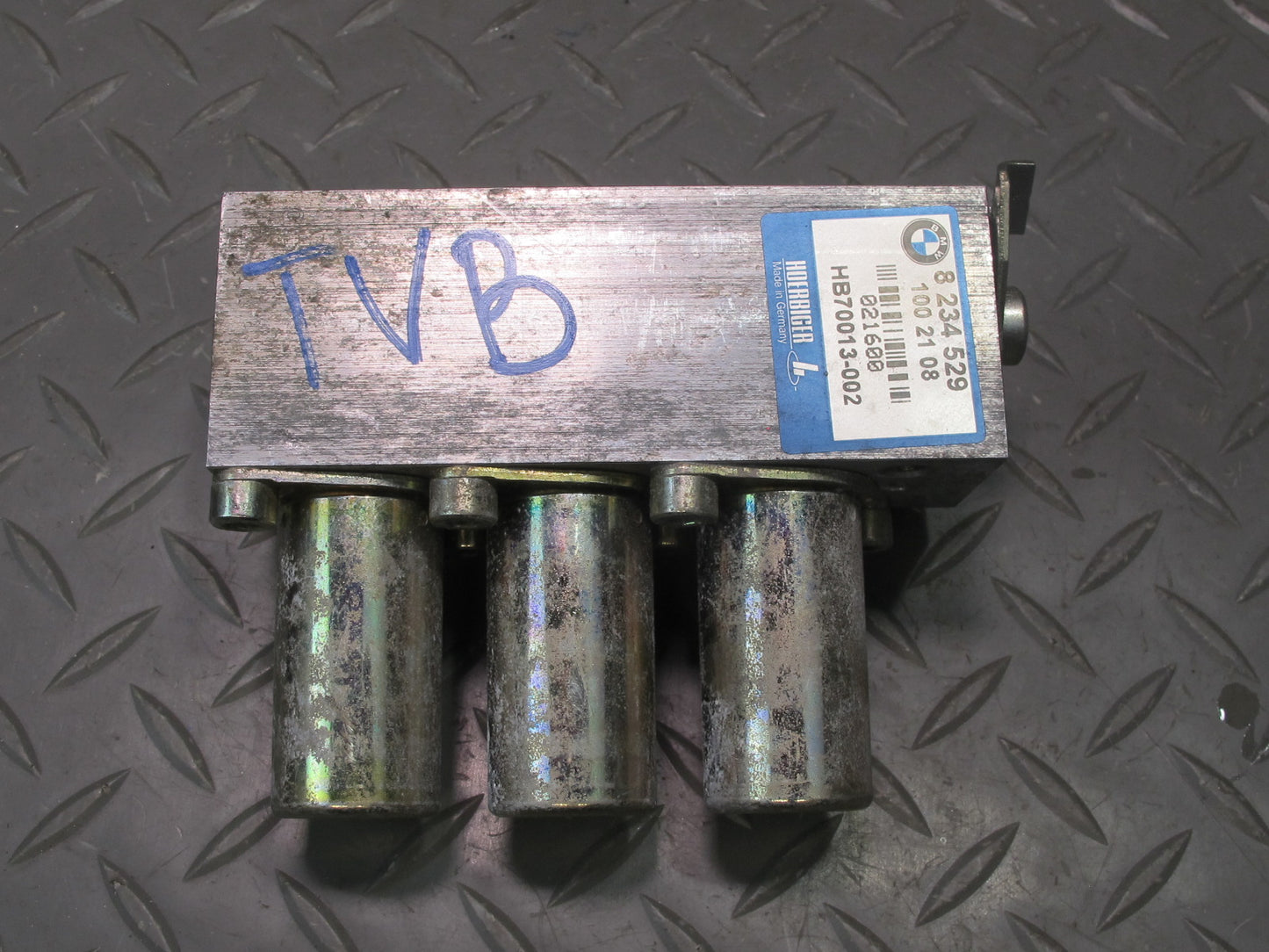 01-06 BMW E46 330Ci Convertible TOP Roof Hydraulic Valve Control Block OEM