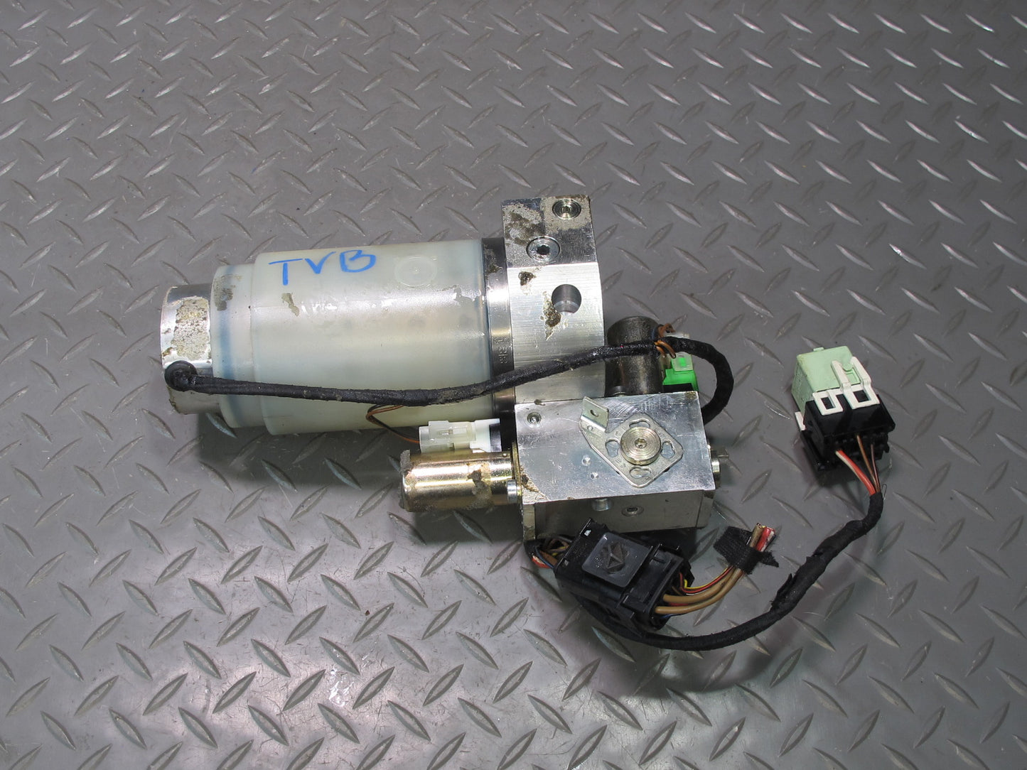 01-06 BMW E46 330ci Convertible TOP Roof Hydraulic Pump Motor 8234530 OEM