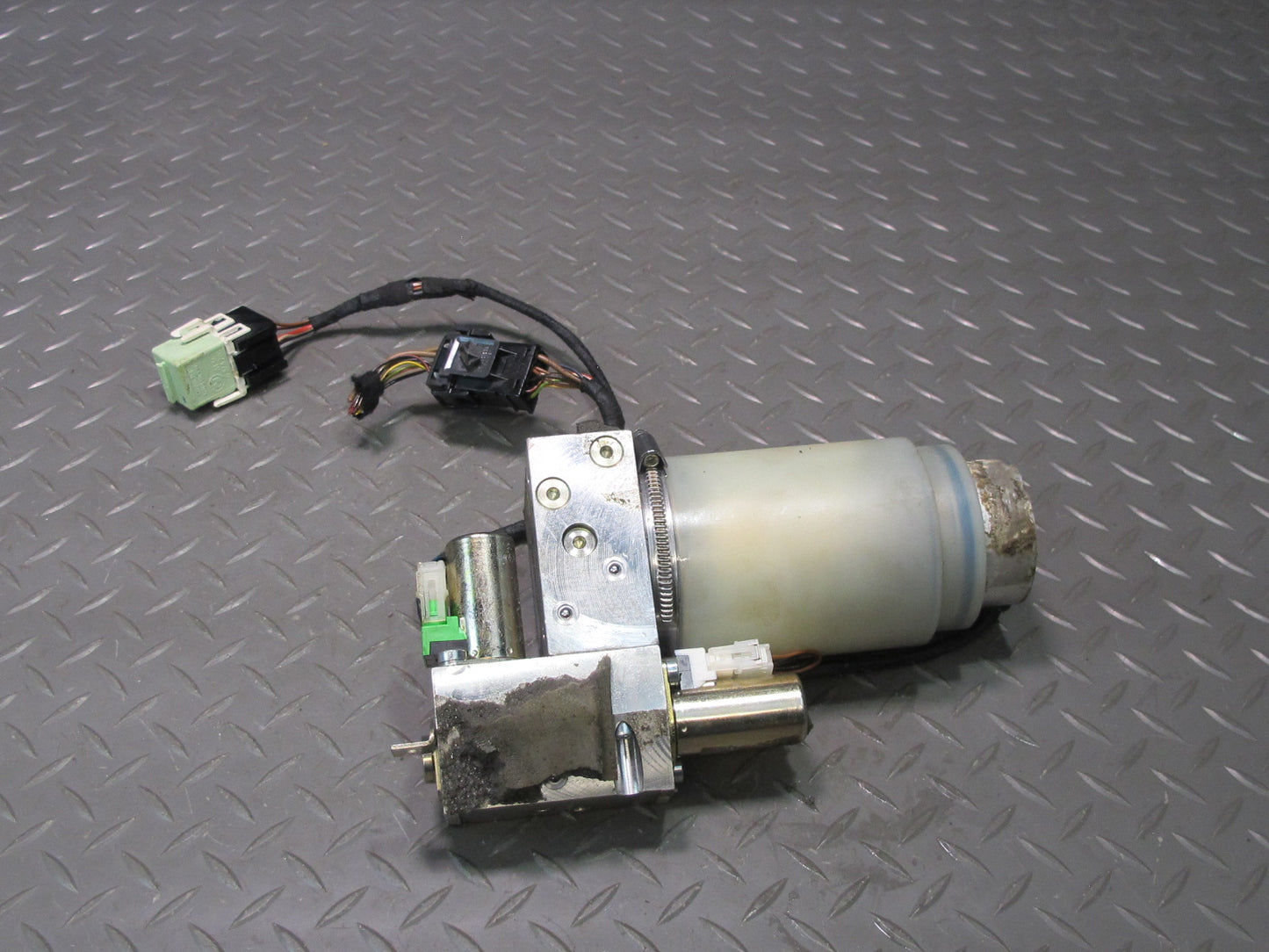 01-06 BMW E46 330ci Convertible TOP Roof Hydraulic Pump Motor 8234530 OEM