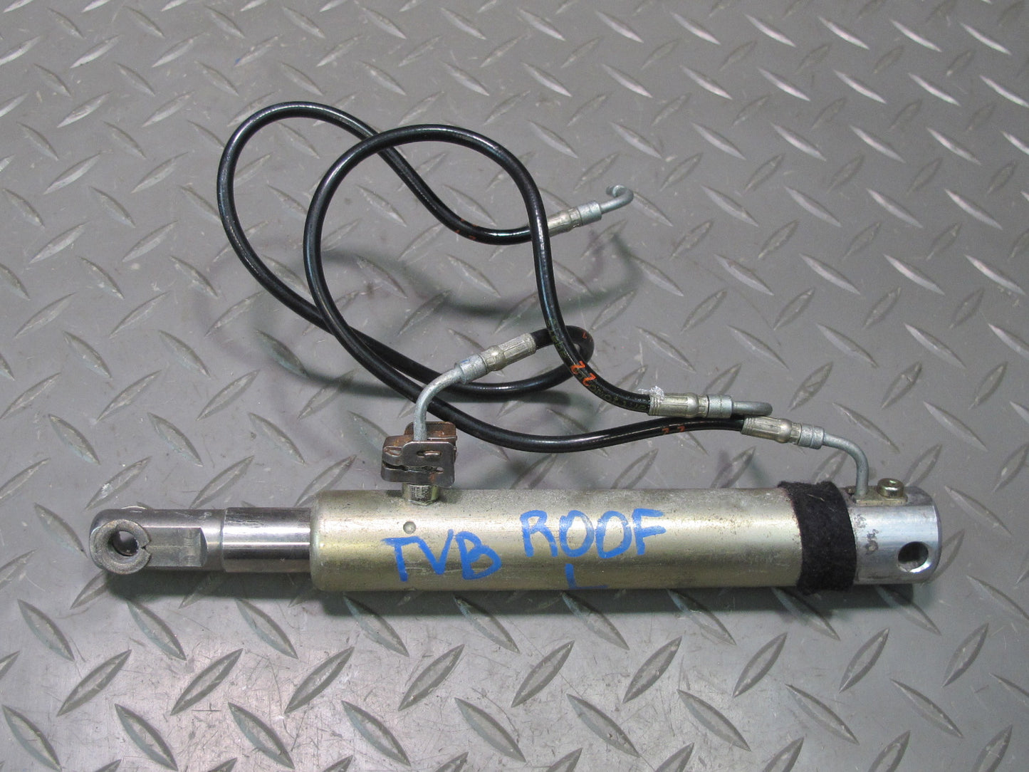 01-06 BMW E46 330ci Convert TOP Roof Hydraulic Shock Cylinder Hose Line Set OEM