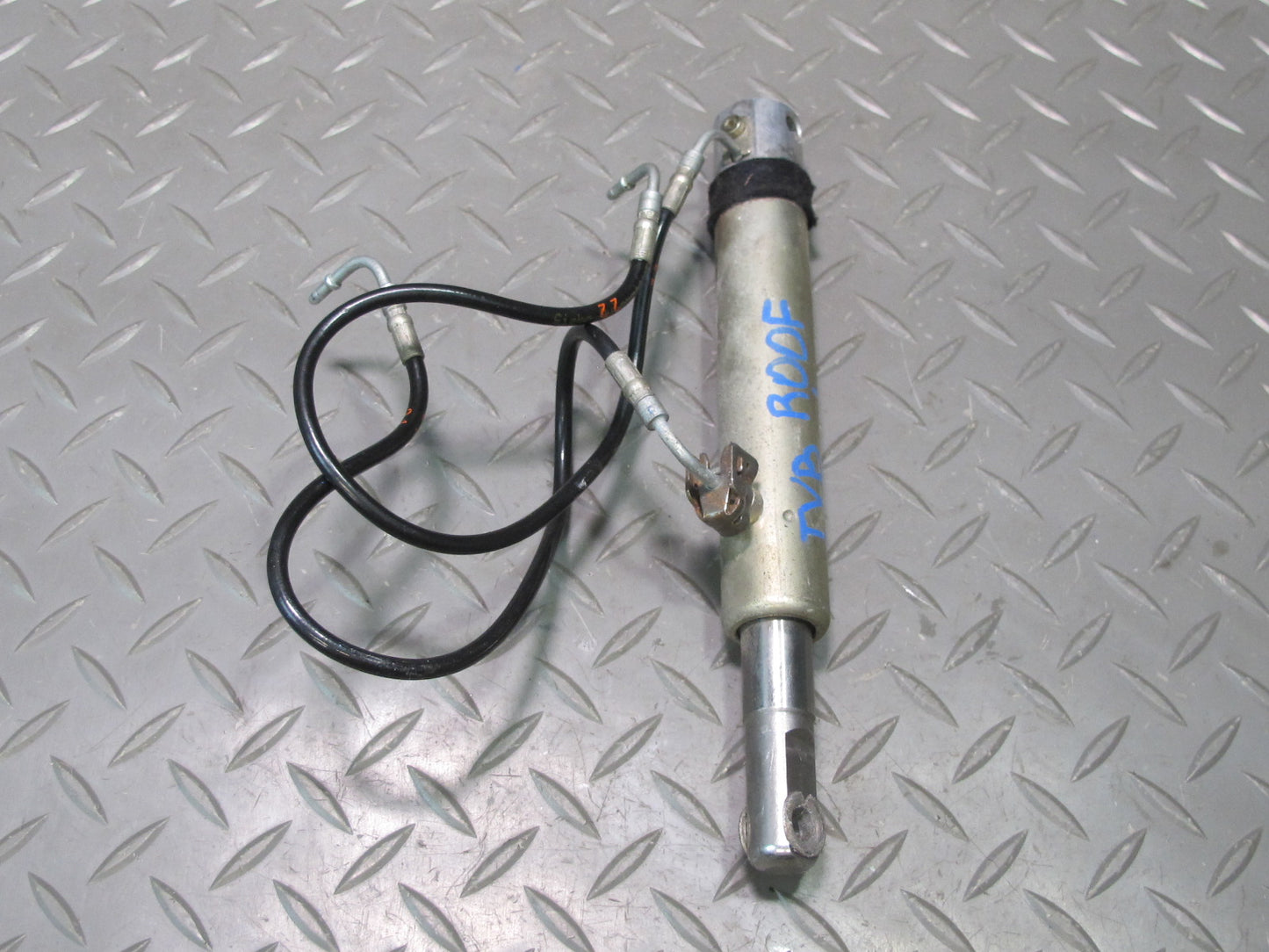 01-06 BMW E46 330ci Convert TOP Roof Hydraulic Shock Cylinder Hose Line Set OEM