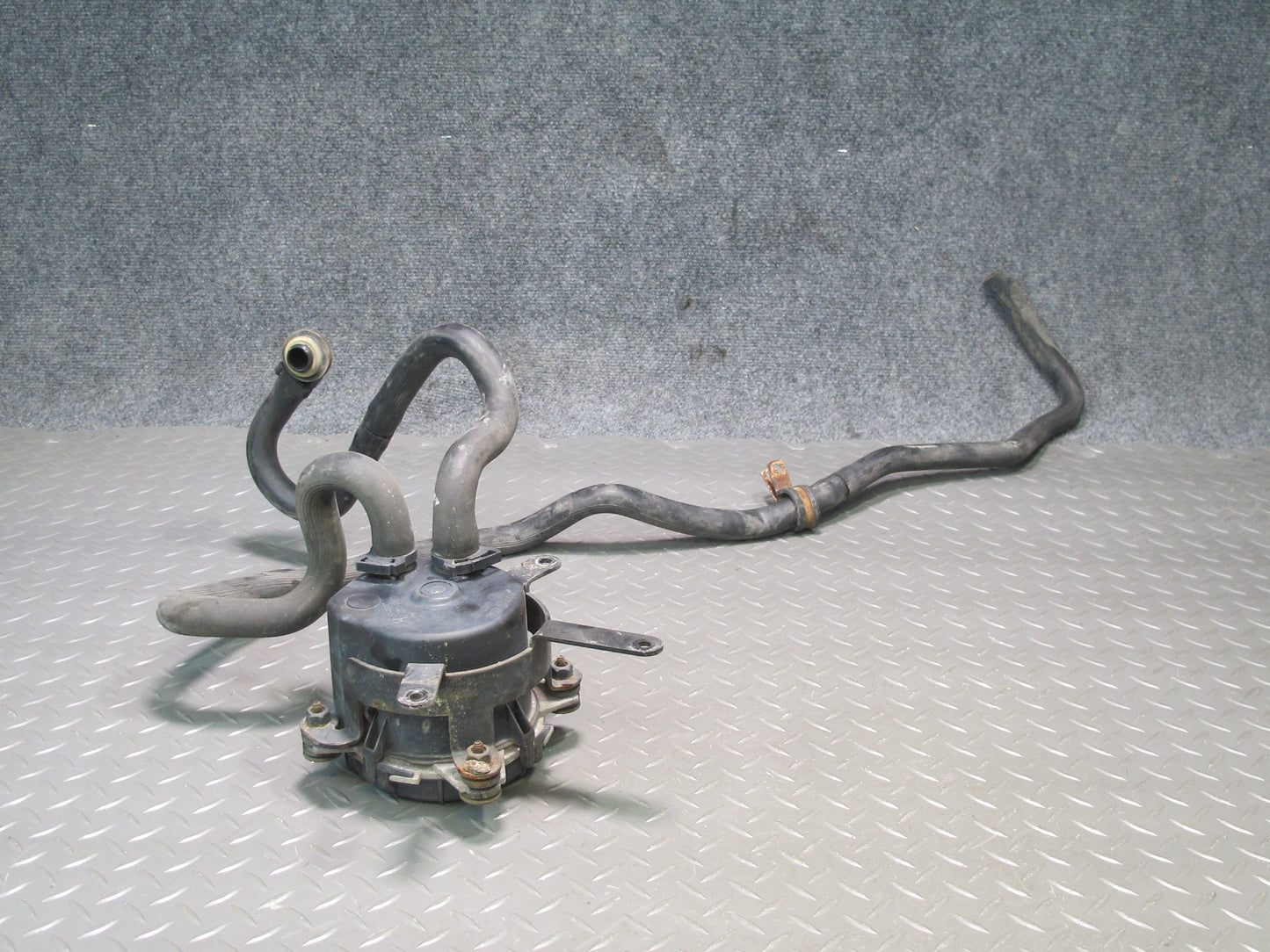 97-99 Chevrolet Corvette C5 Secondary Air Injection Smog Pump w Pipes OEM