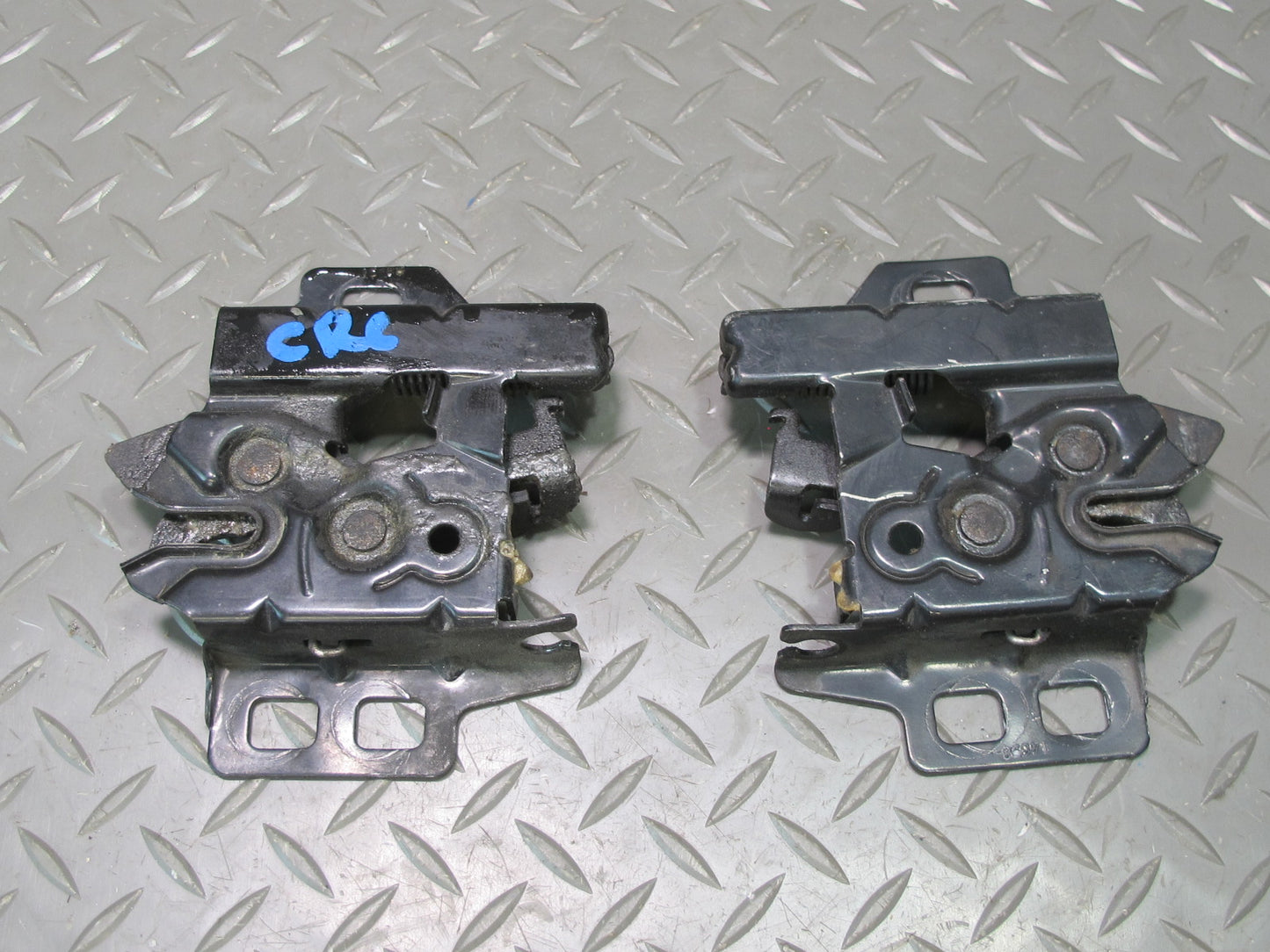 97-04 Chevrolet Corvette C5 Set of 2 Front Left Right Hood Lock Latch OEM