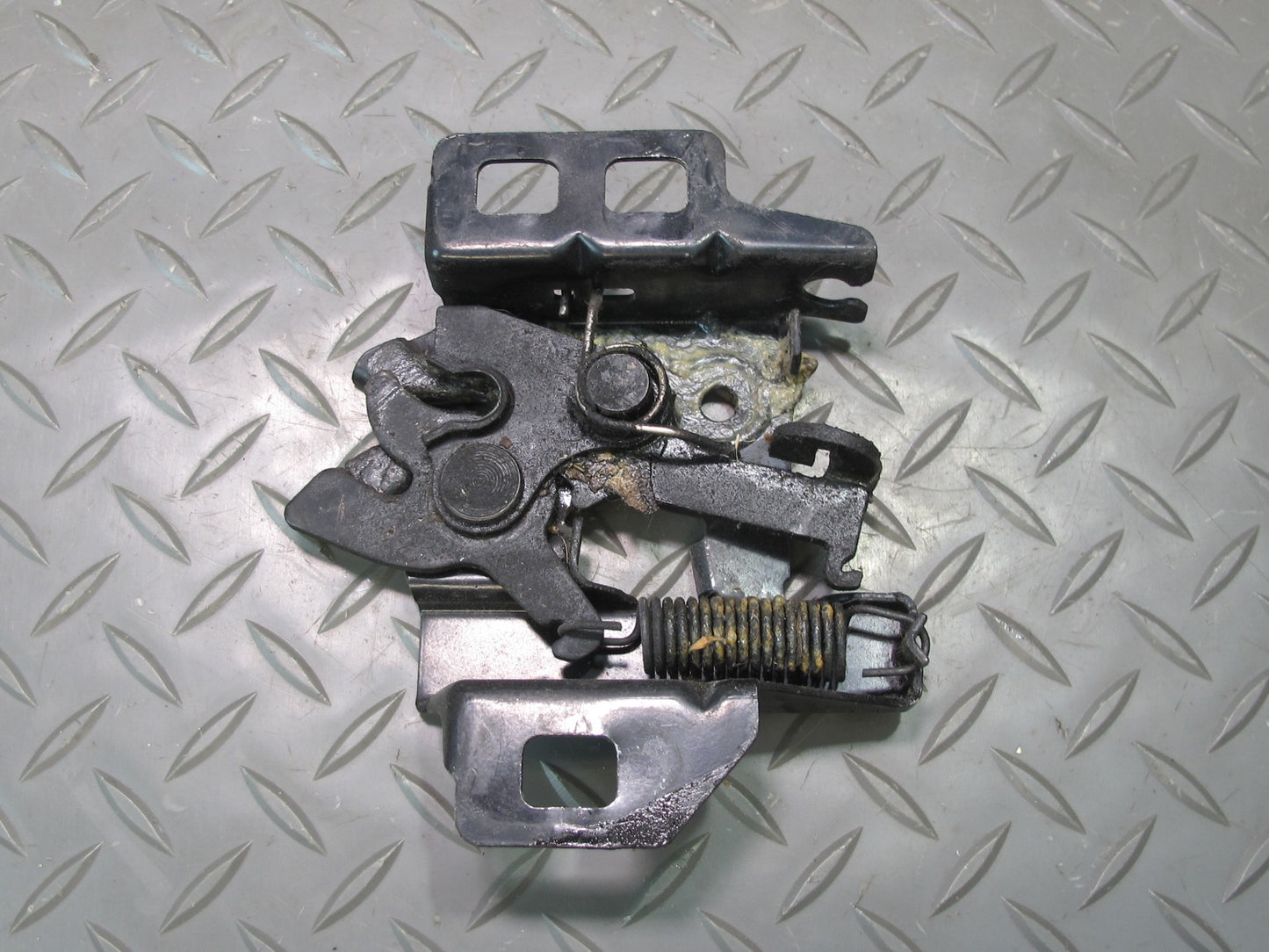 97-04 Chevrolet Corvette C5 Set of 2 Front Left Right Hood Lock Latch OEM