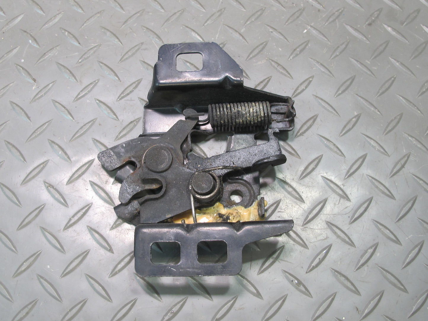 97-04 Chevrolet Corvette C5 Set of 2 Front Left Right Hood Lock Latch OEM