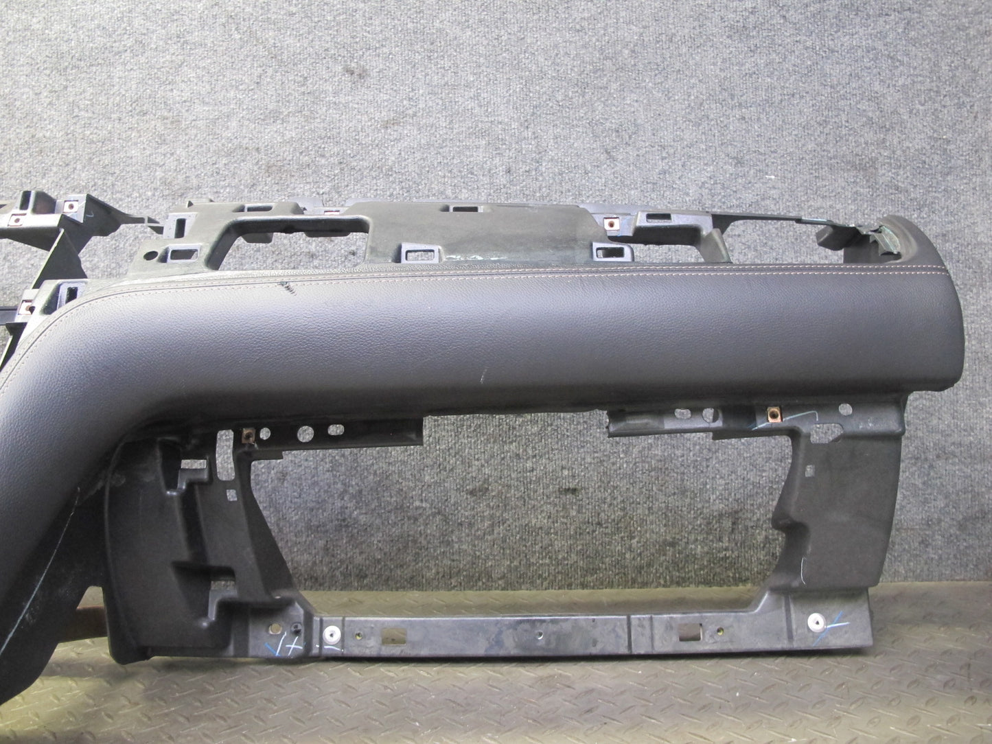 2012-2014 Cadillac Escalade Platinum Dash Instrument Panel Cover 22845823