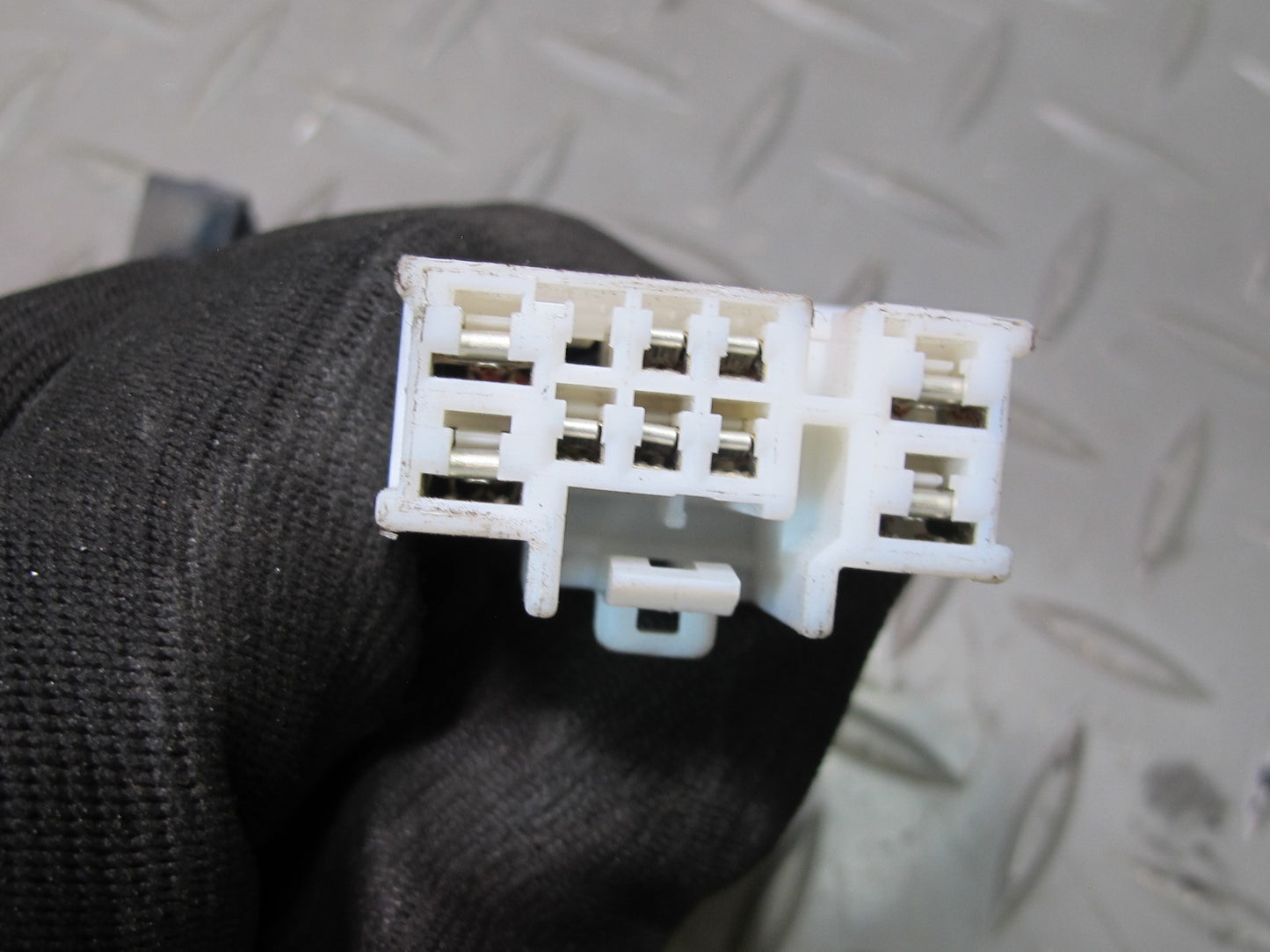 2003-2007 Lexus UZJ100L LX470 Steering U Joint Linkage Shaft Motor Boot Set