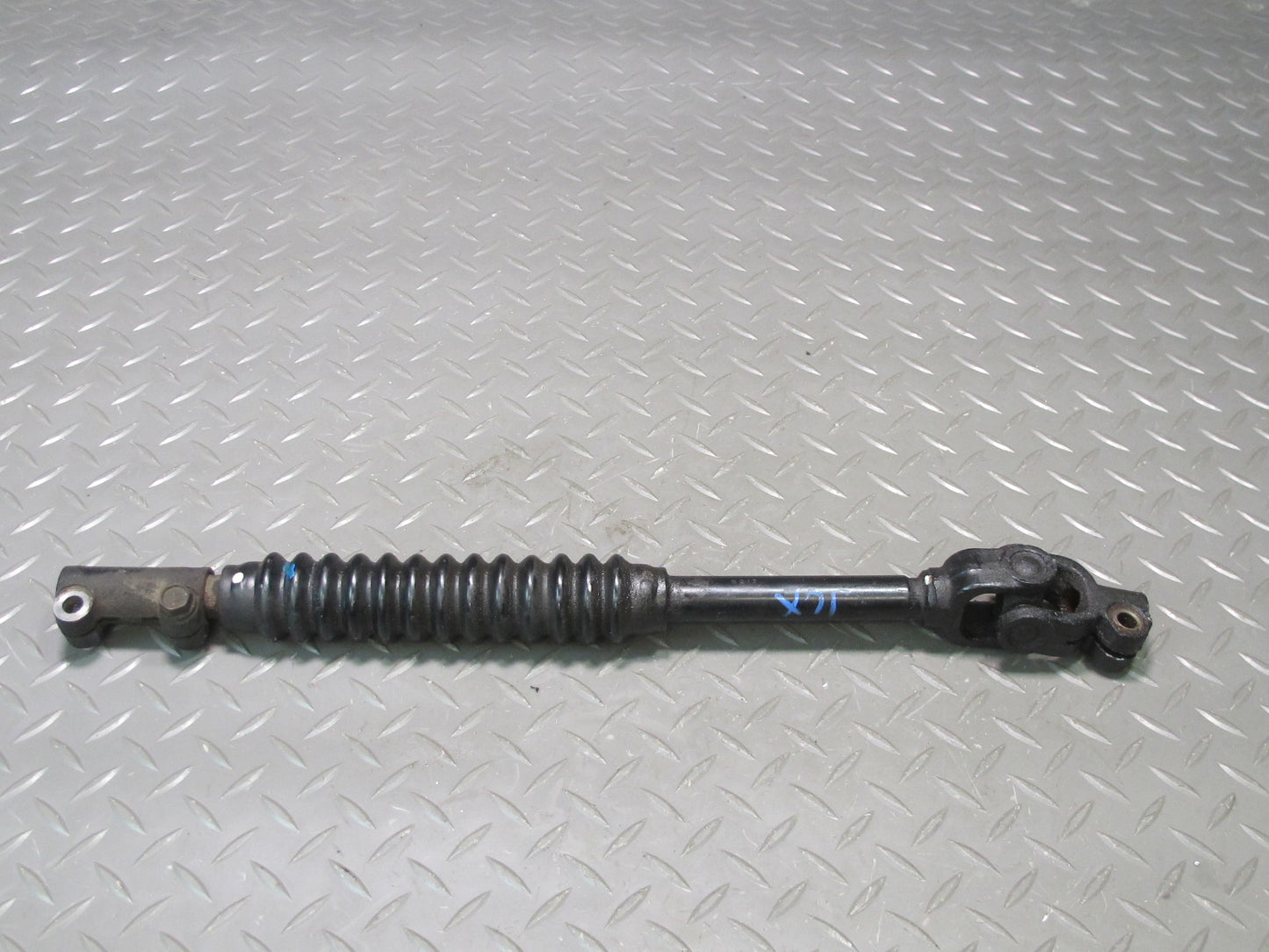 2003-2007 Lexus UZJ100L LX470 Steering U Joint Linkage Shaft Motor Boot Set