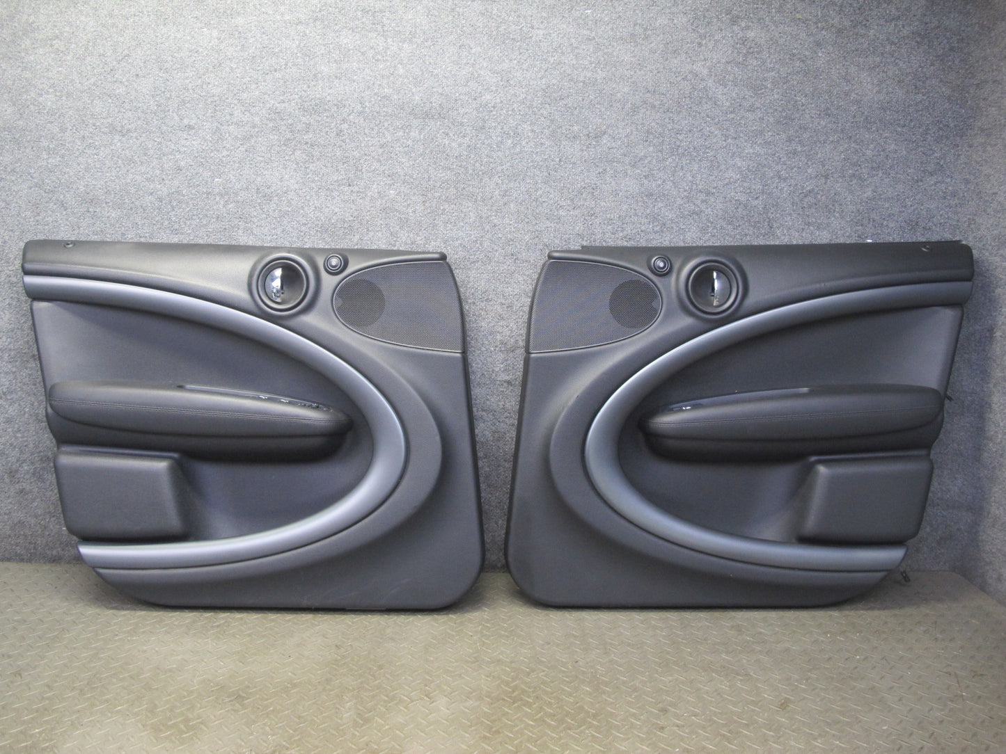 13-15 Mini Cooper S R60 Countryman Set of 2 Front Door Interior Trim Panel OEM