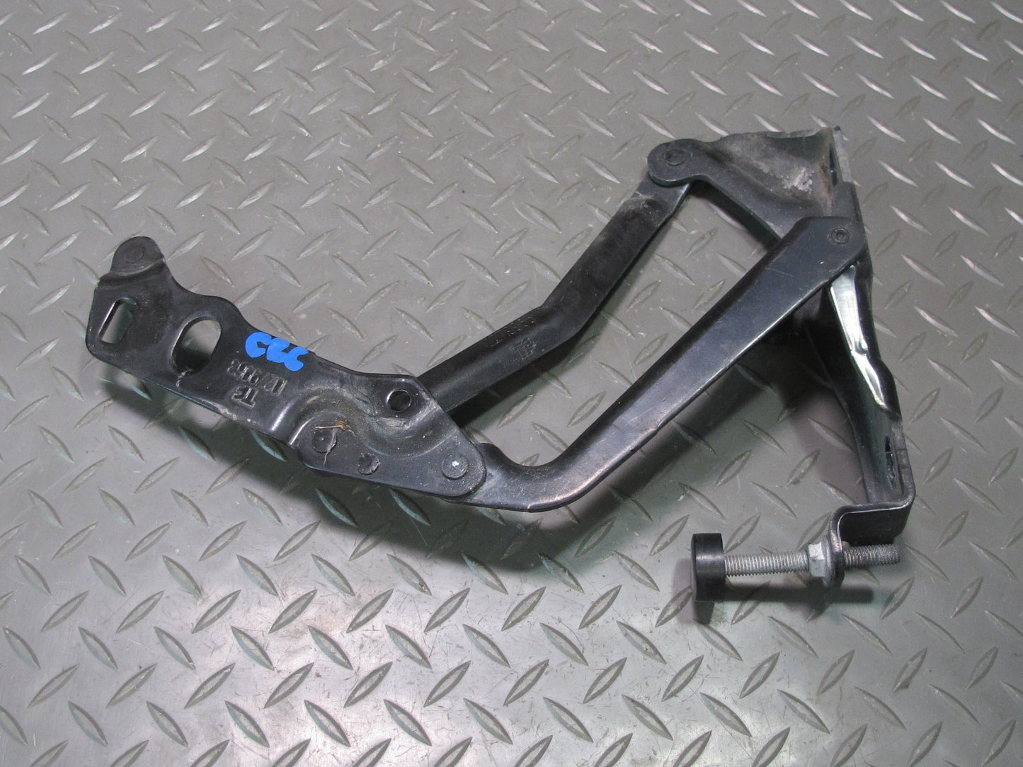 97-04 Chevrolet Corvette C5 Front Left & Right Side Hood Hinge Set OEM