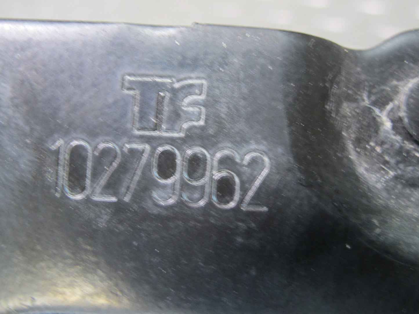 97-04 Chevrolet Corvette C5 Front Left & Right Side Hood Hinge Set OEM